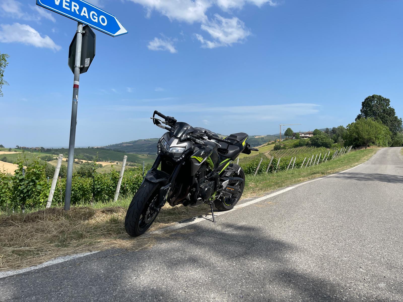 KAWASAKI Z 900-image-2
