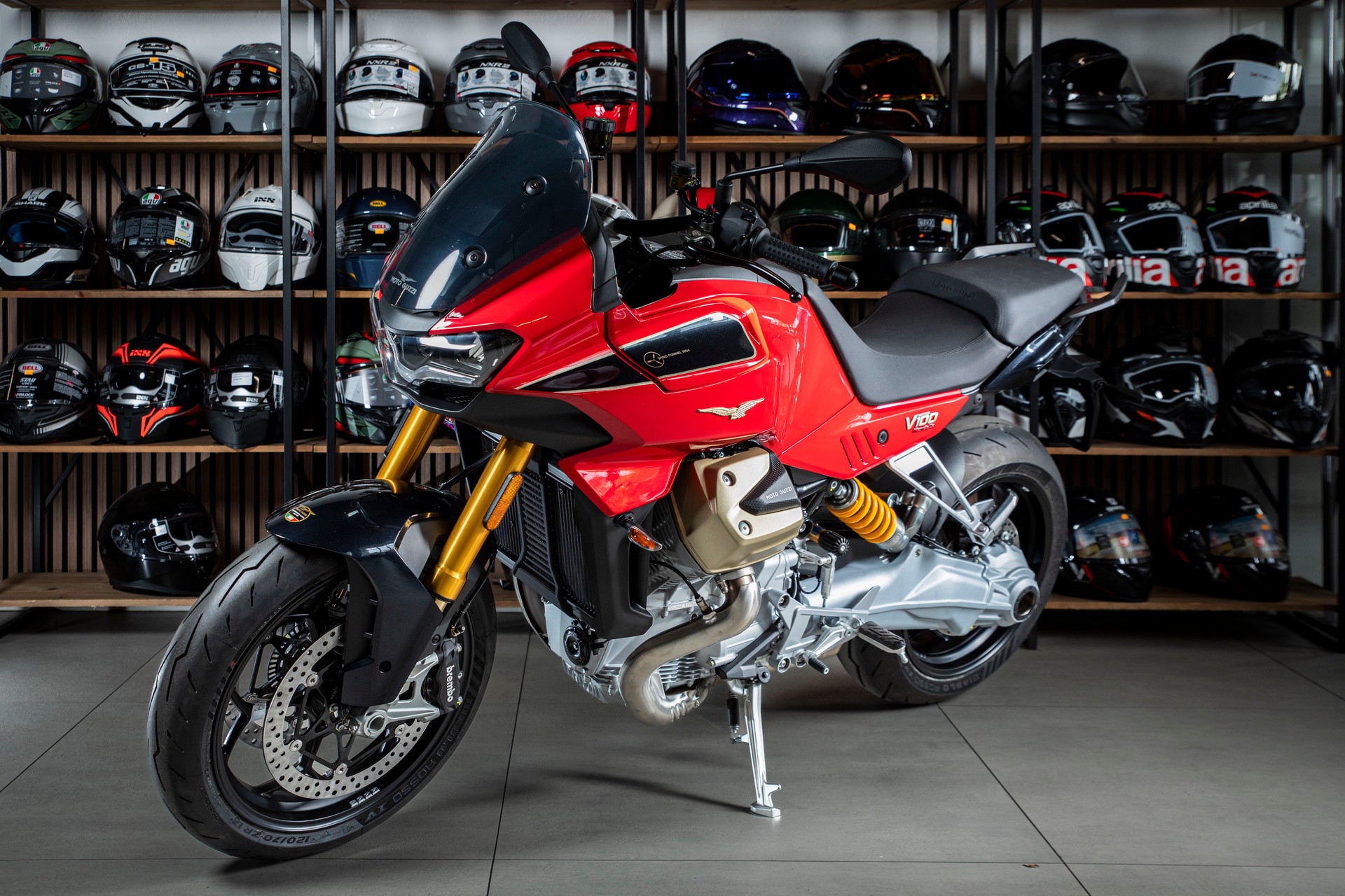 MOTO GUZZI V100-image-2