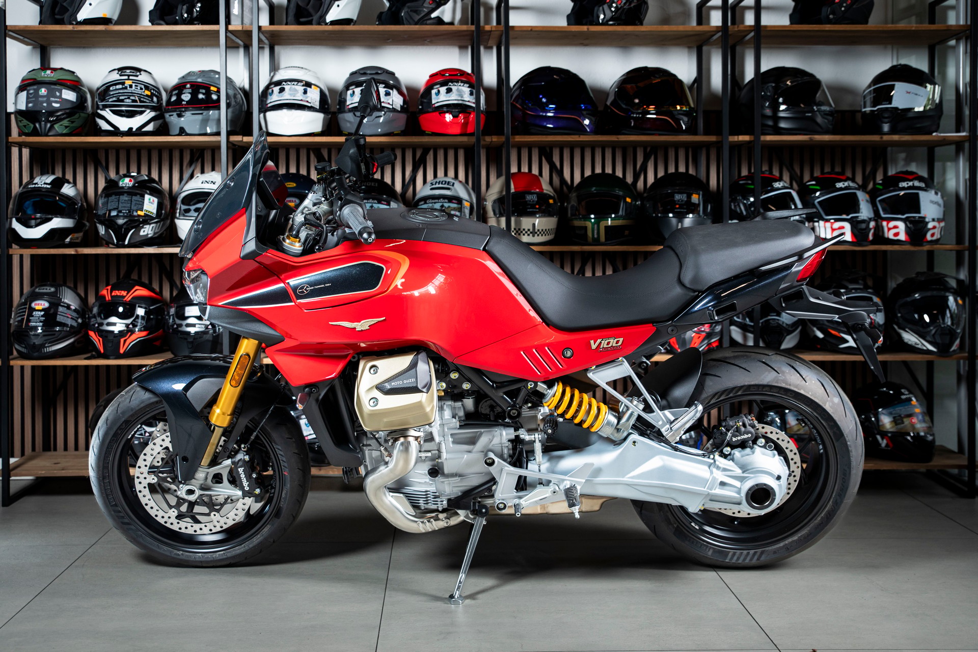 MOTO GUZZI V100-image-3