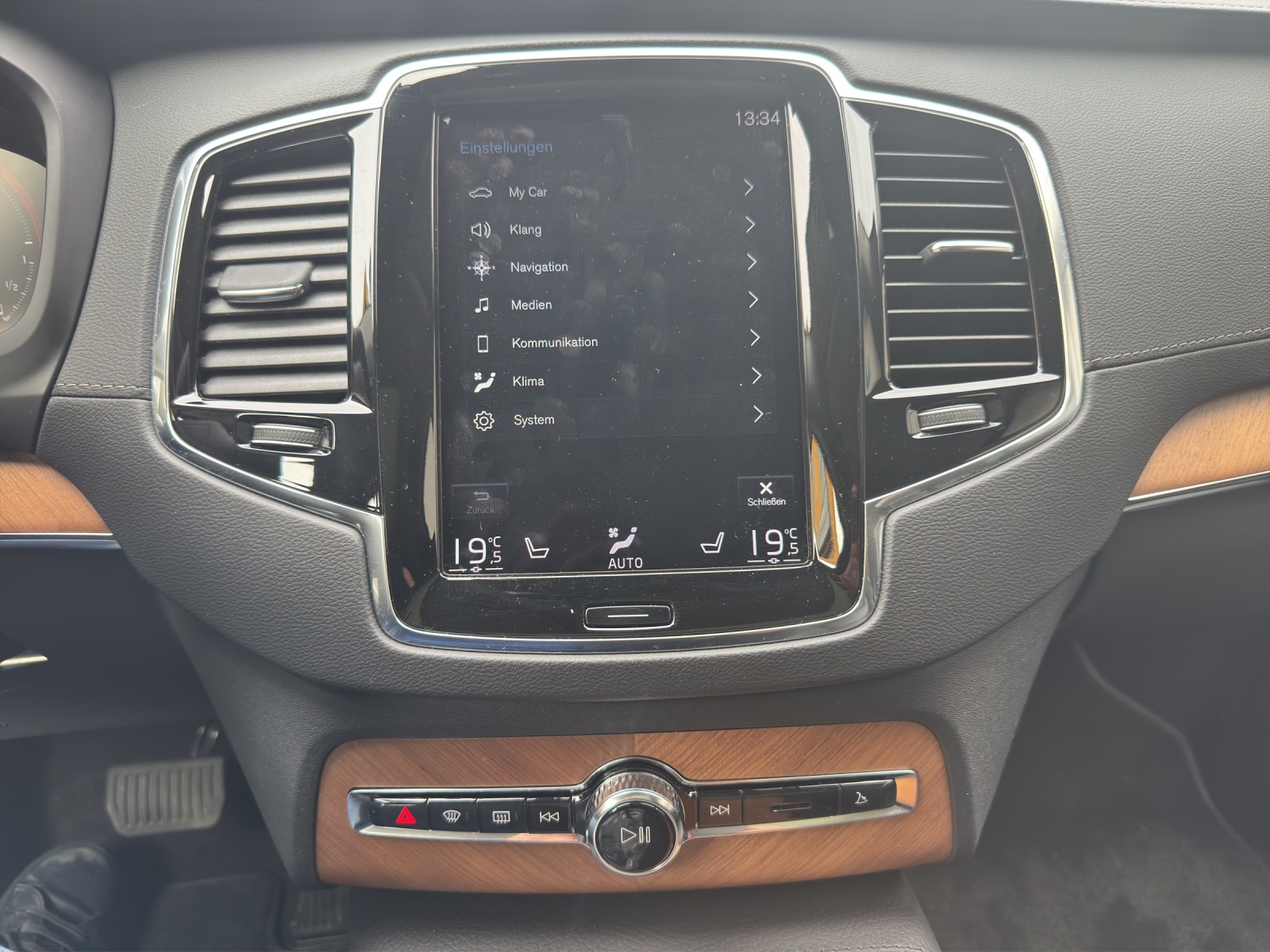 VOLVO XC90 T8 eAWD PluginHybrid Inscription Geartronic-image-13