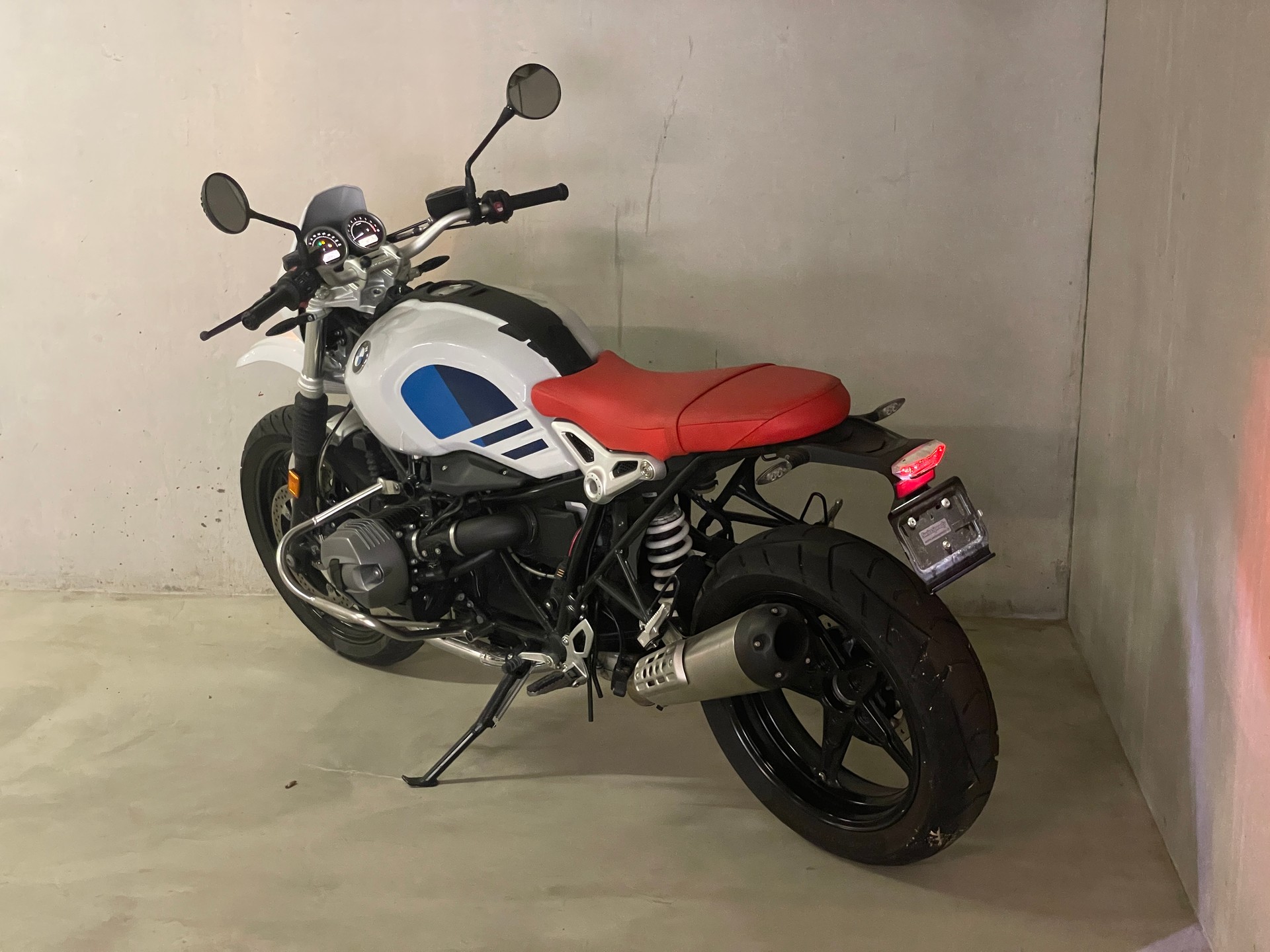 BMW R nineT Urban G/S ABS-image-2