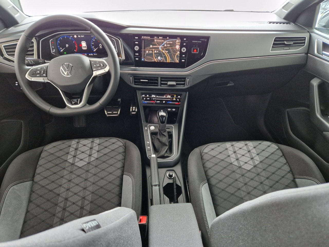 VW Polo 1.0 TSI R-Line DSG-image-8