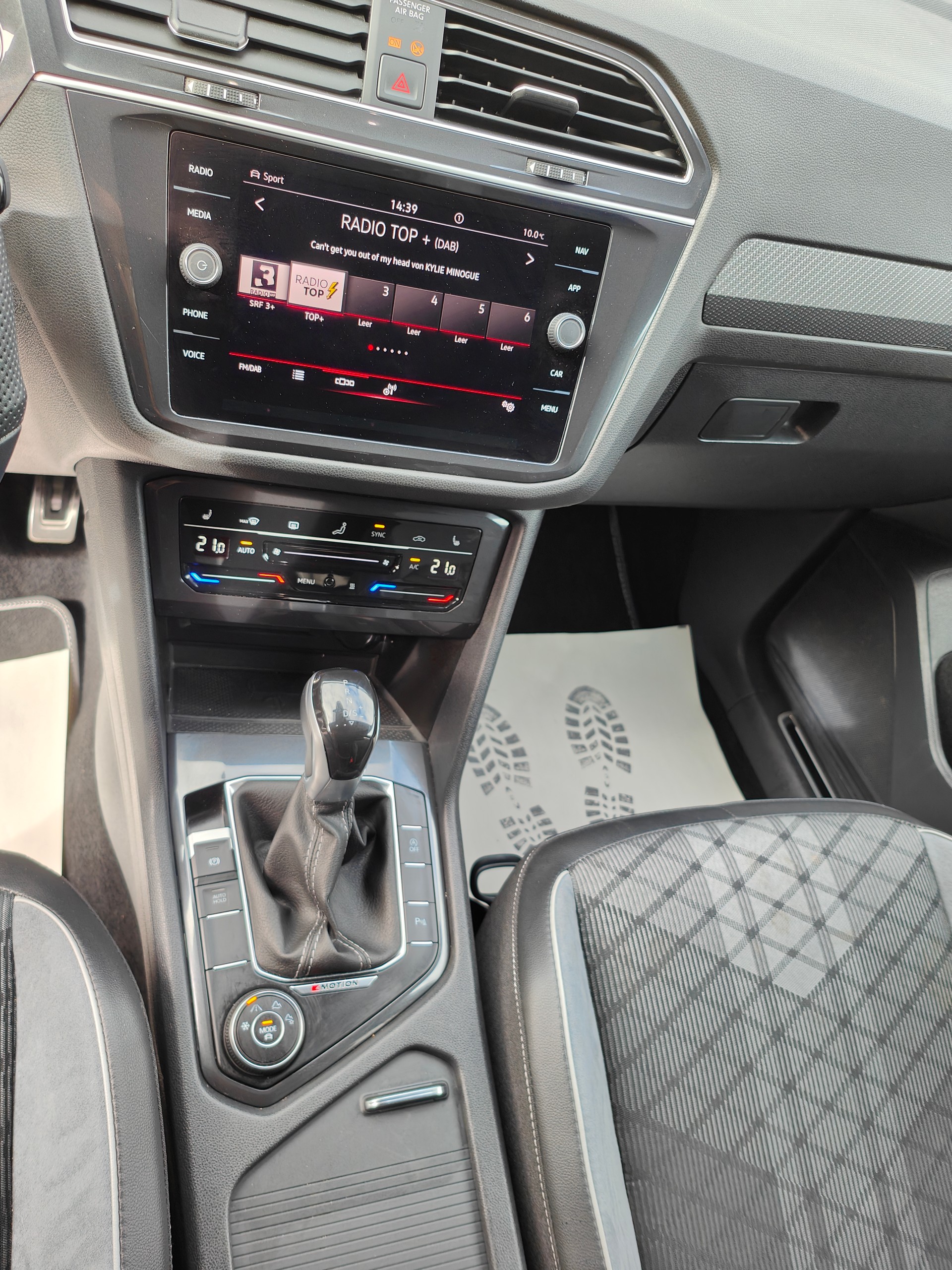 VW Tiguan Allspace 2.0 TDI SCR R-Line 4Motion DSG-image-14