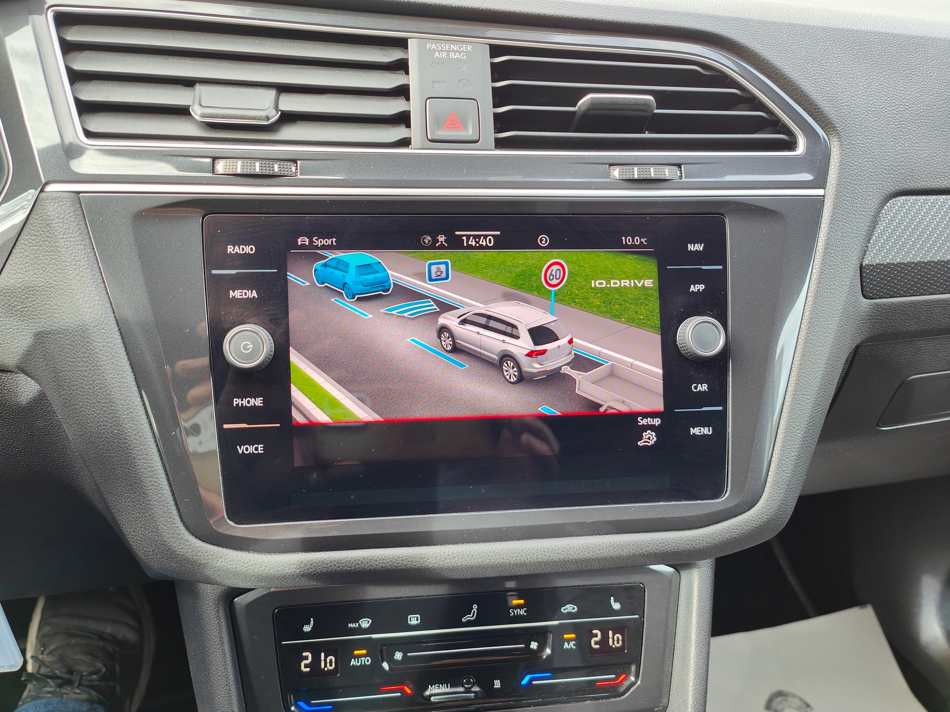 VW Tiguan Allspace 2.0 TDI SCR R-Line 4Motion DSG-image-17