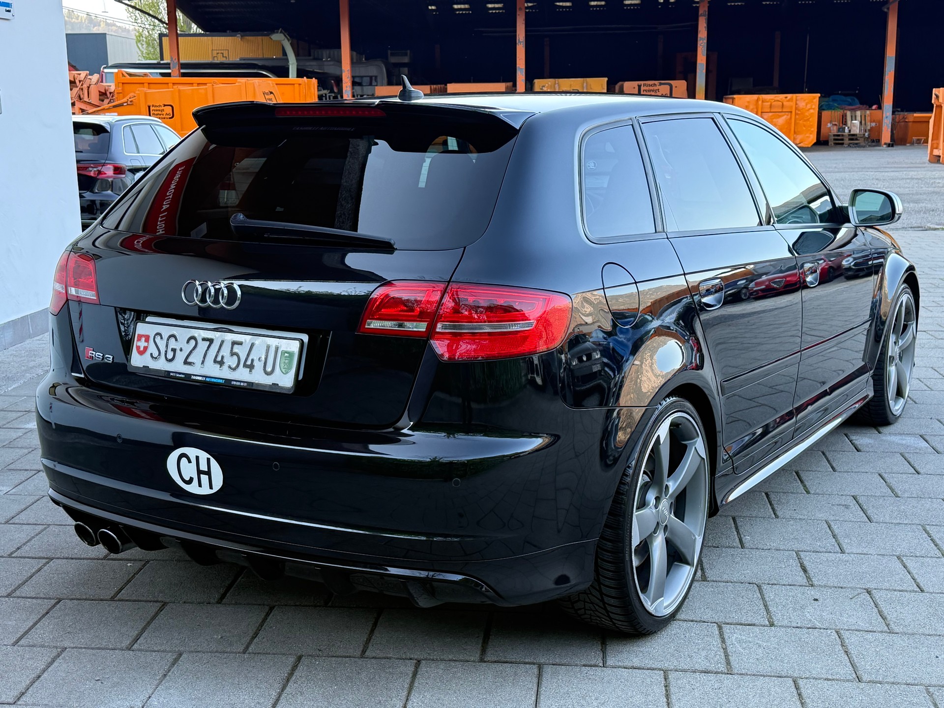 AUDI RS3 2.5 TFSI Quattro S-tronic-image-6