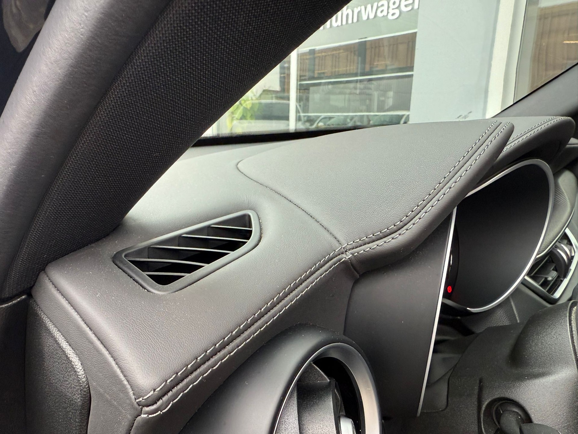 ALFA ROMEO Stelvio 2.9 V6 Quadrifoglio 520PS Q4 Sky AT8-image-12