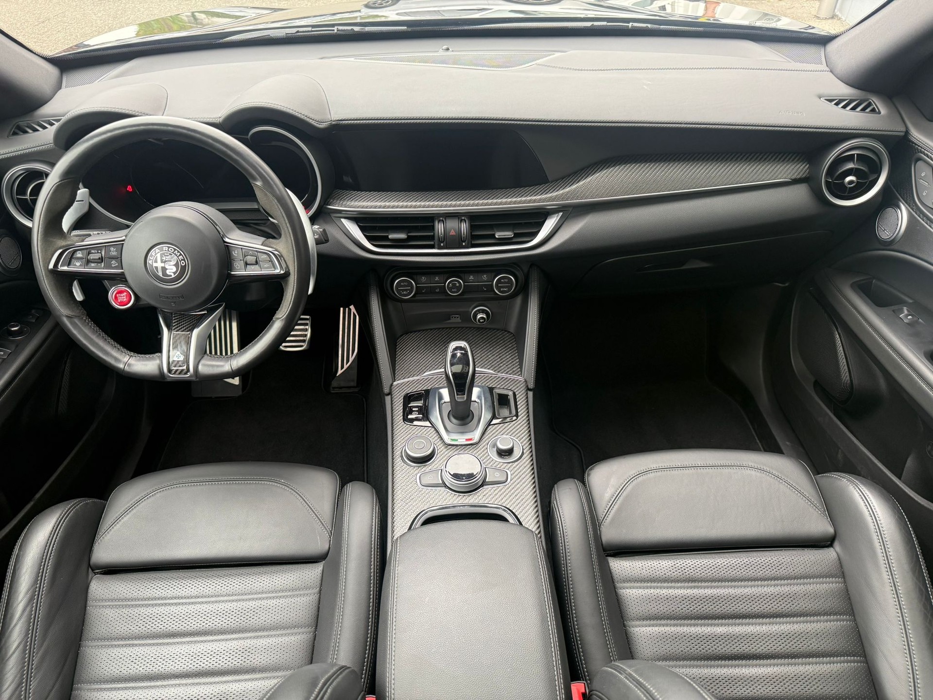 ALFA ROMEO Stelvio 2.9 V6 Quadrifoglio 520PS Q4 Sky AT8-image-10
