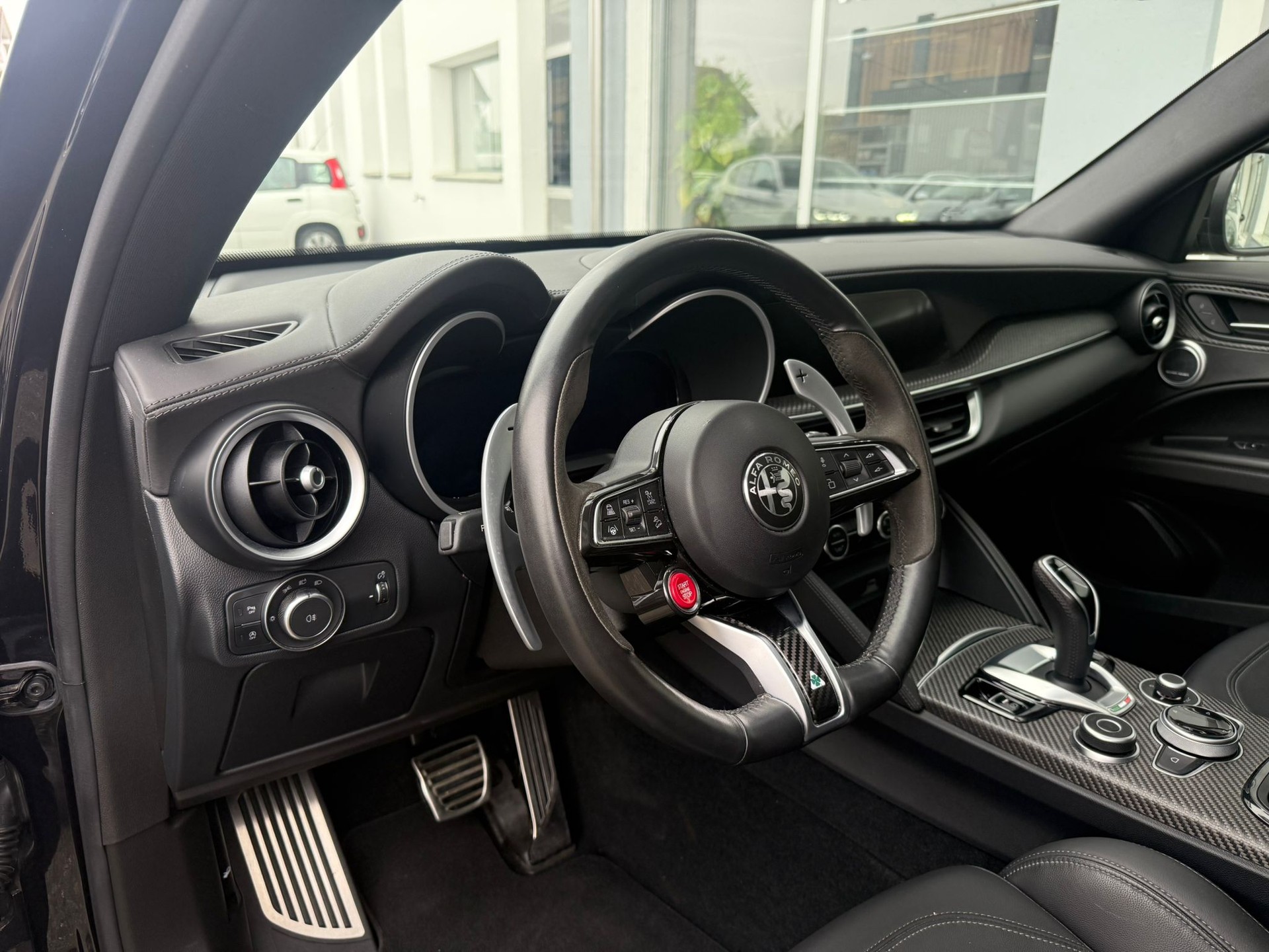 ALFA ROMEO Stelvio 2.9 V6 Quadrifoglio 520PS Q4 Sky AT8-image-9