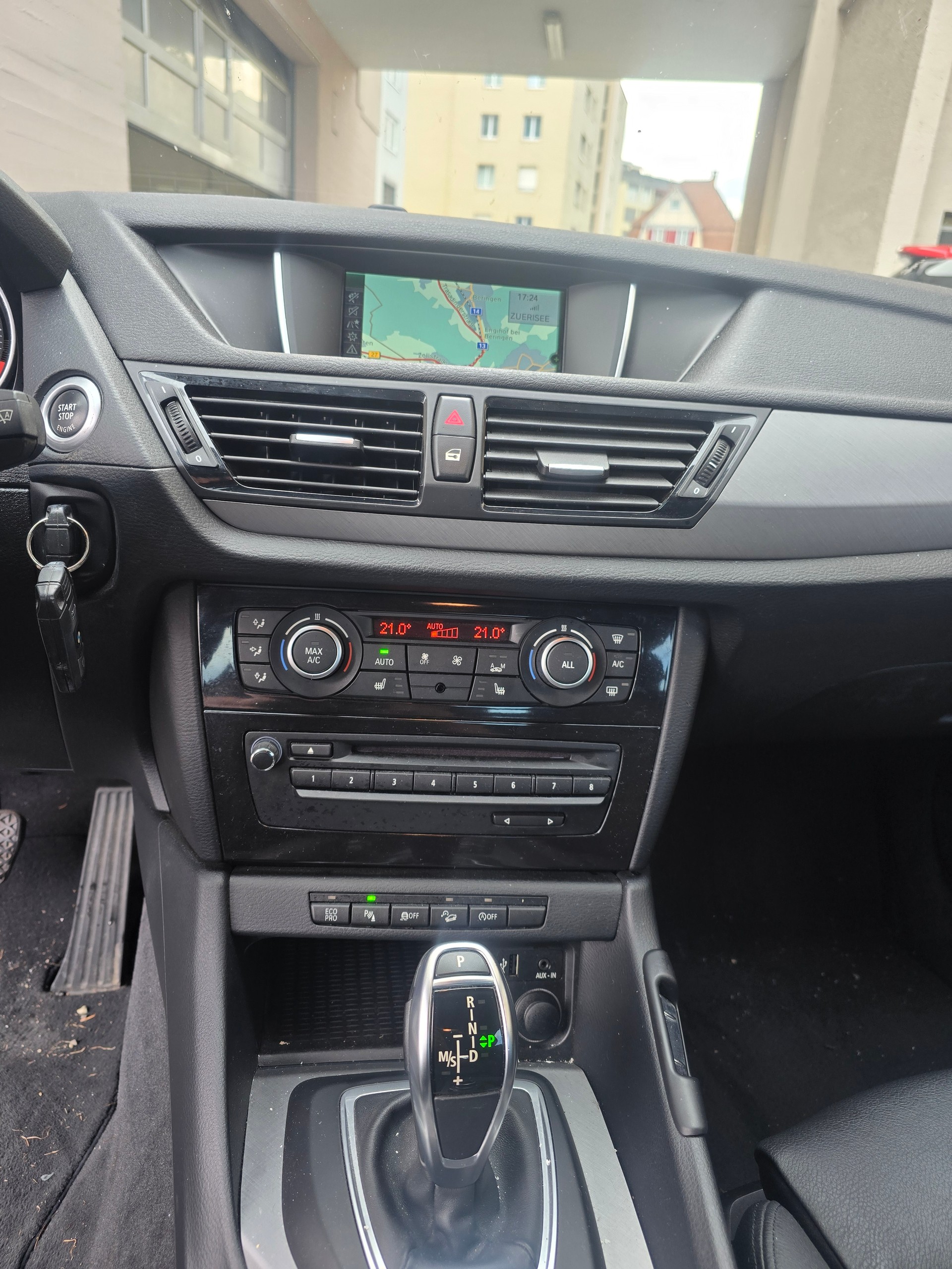 BMW X1 xDrive 25d Steptronic-image-10