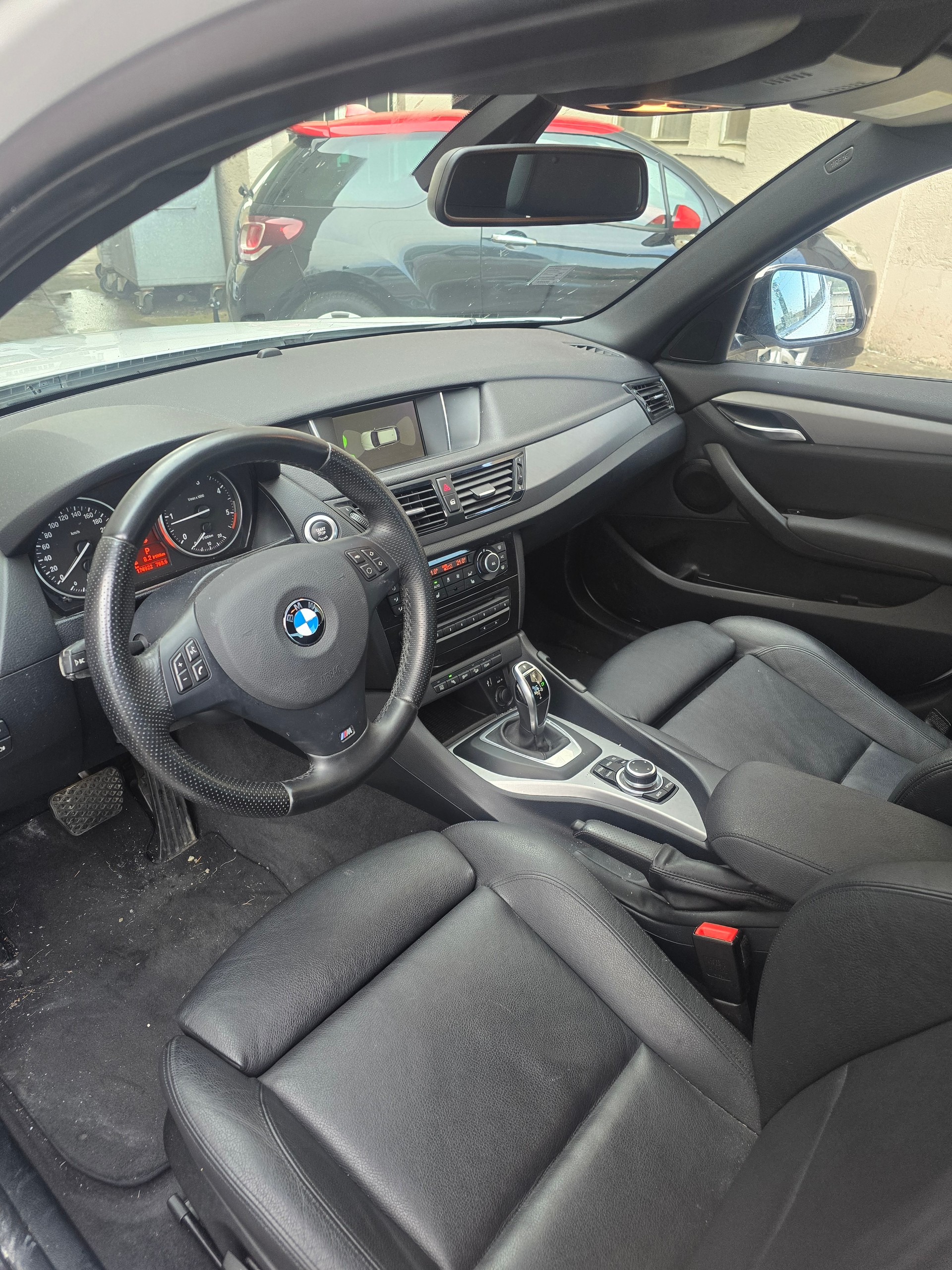 BMW X1 xDrive 25d Steptronic-image-8