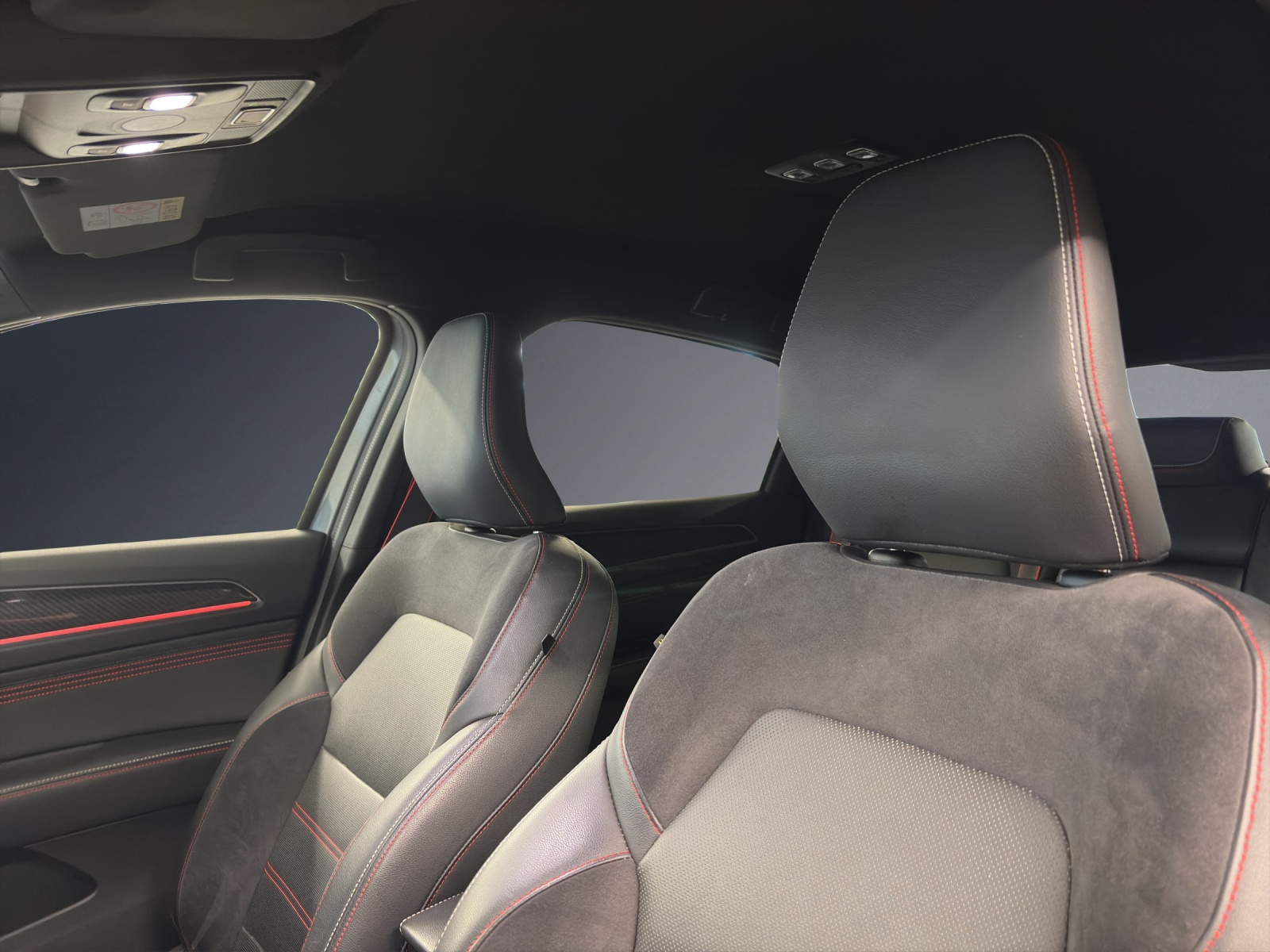 RENAULT Arkana 1.6 E-Tech R.S.Lin-image-7