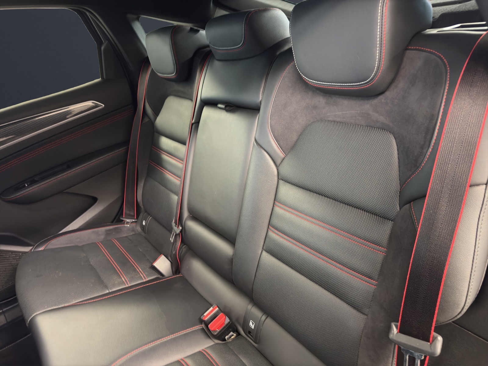 RENAULT Arkana 1.6 E-Tech R.S.Lin-image-16
