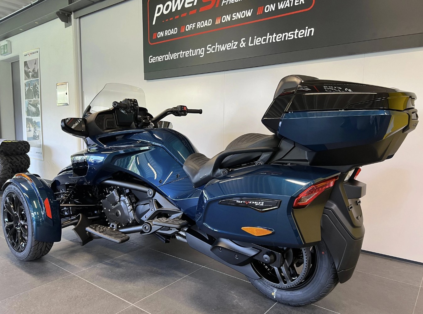 CAN-AM Spyder F3 LTD-image-5