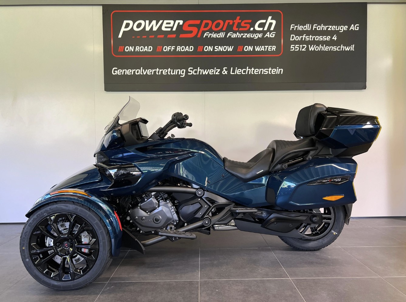 CAN-AM Spyder F3 LTD-image-3