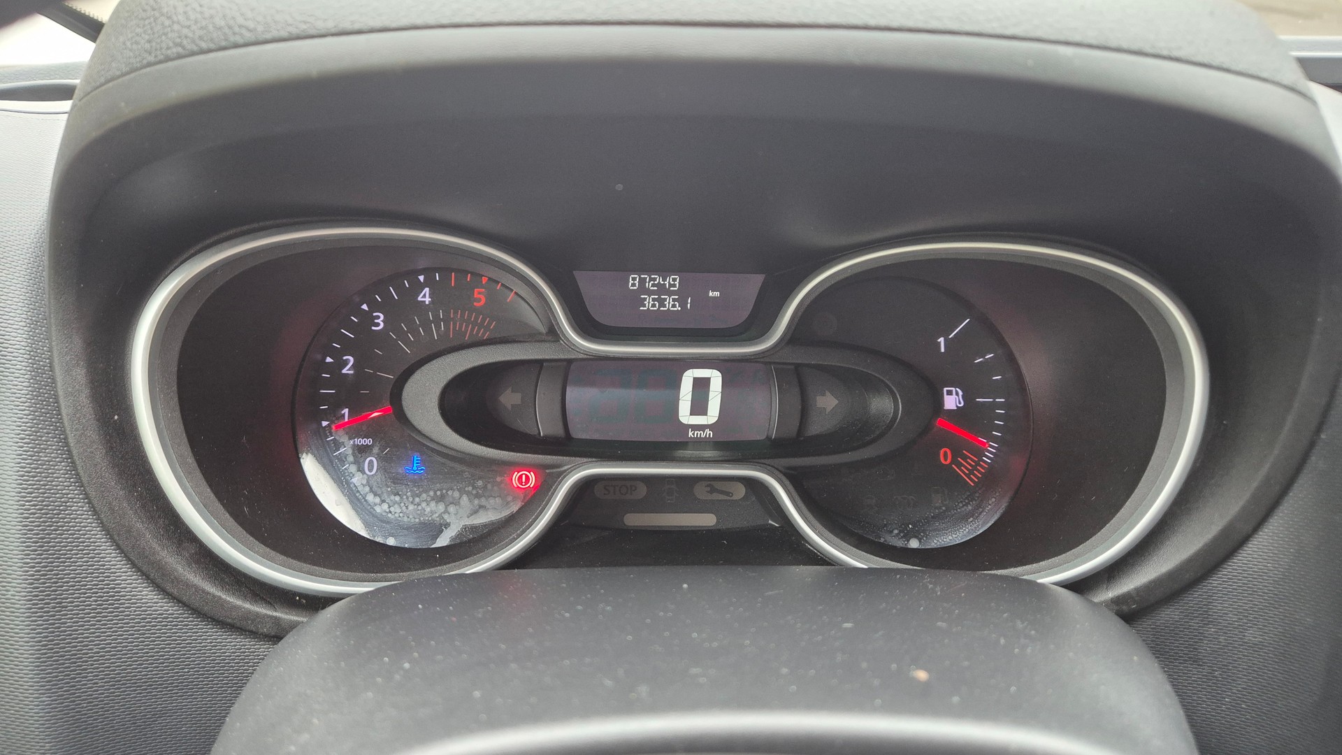 RENAULT Trafic 2.0 dCi 120 3.0t Business L1H1-image-11