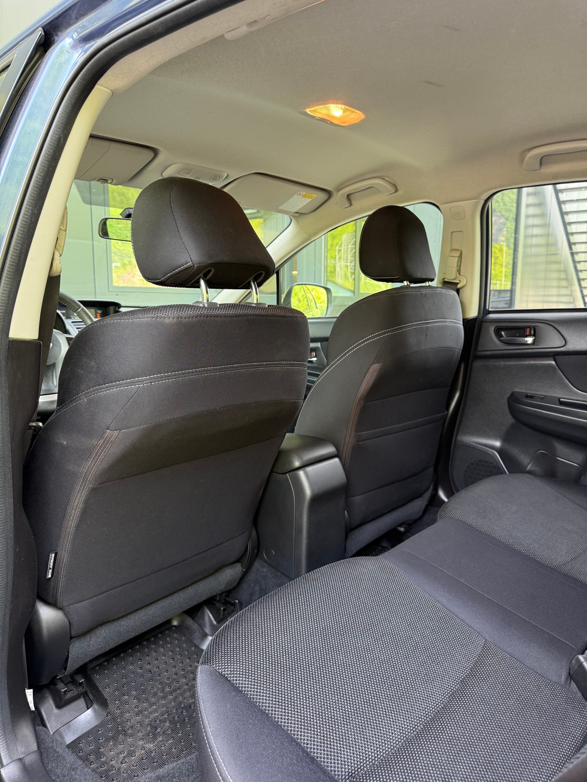 SUBARU XV 2.0 Swiss Two AWD CVT-image-12
