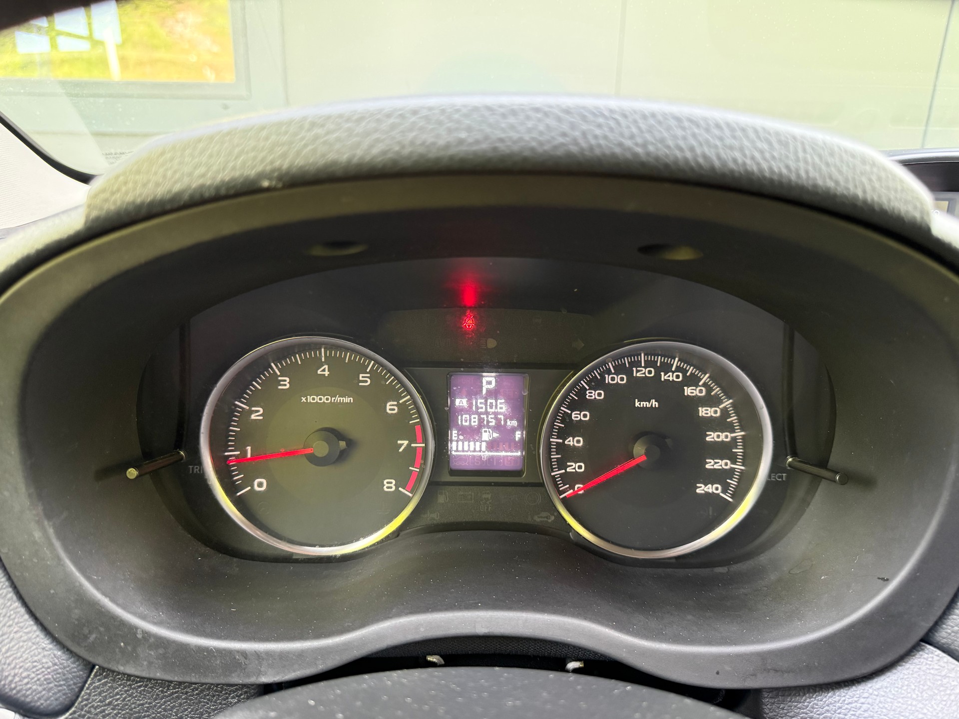 SUBARU XV 2.0 Swiss Two AWD CVT-image-10
