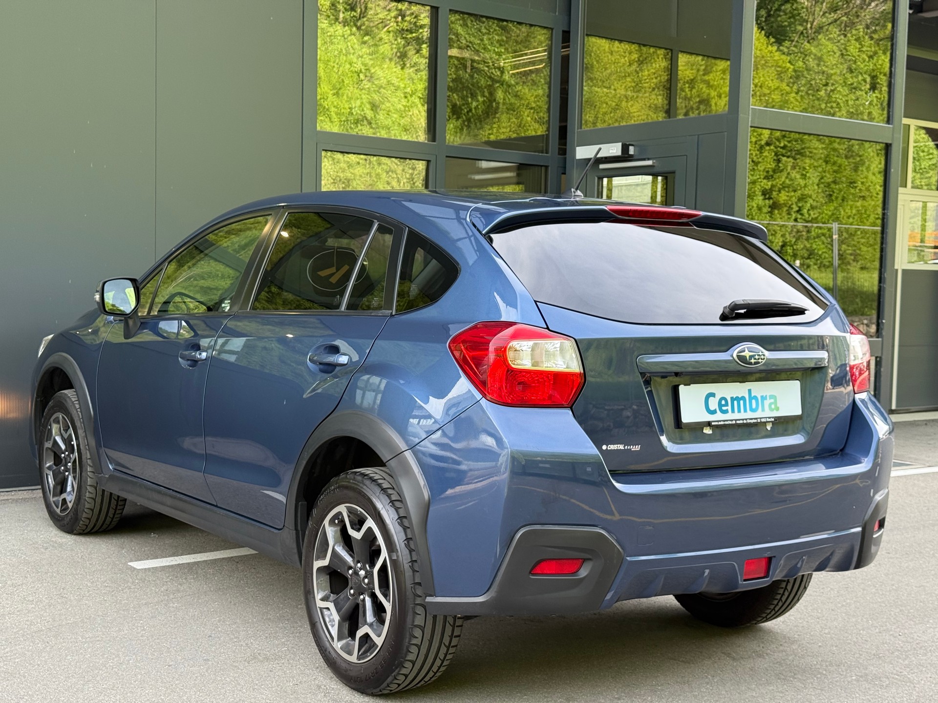 SUBARU XV 2.0 Swiss Two AWD CVT-showroom-element-3