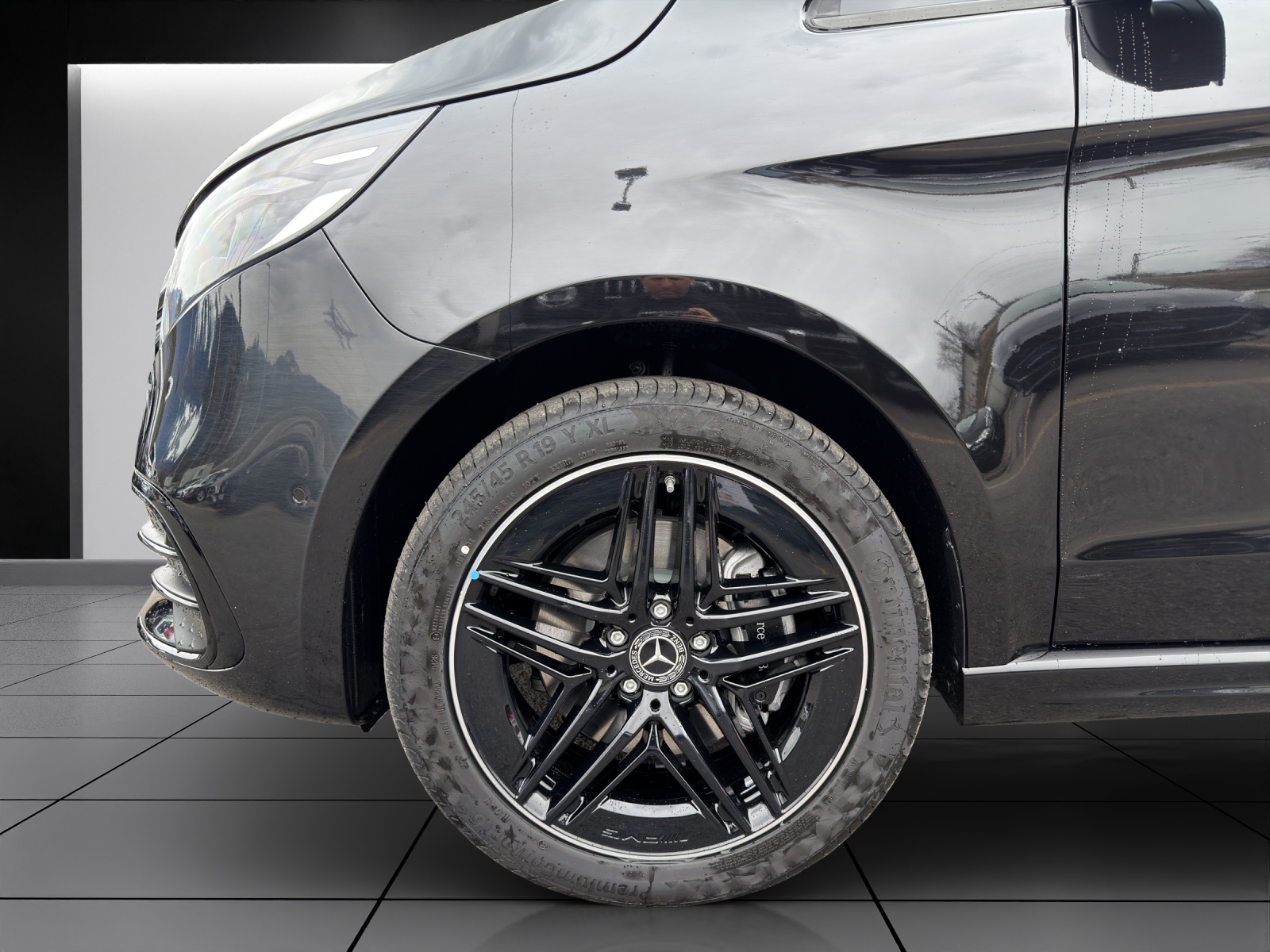 MERCEDES-BENZ V 250 d extralang 4Matic Avantgarde 9G-Tronic-image-6