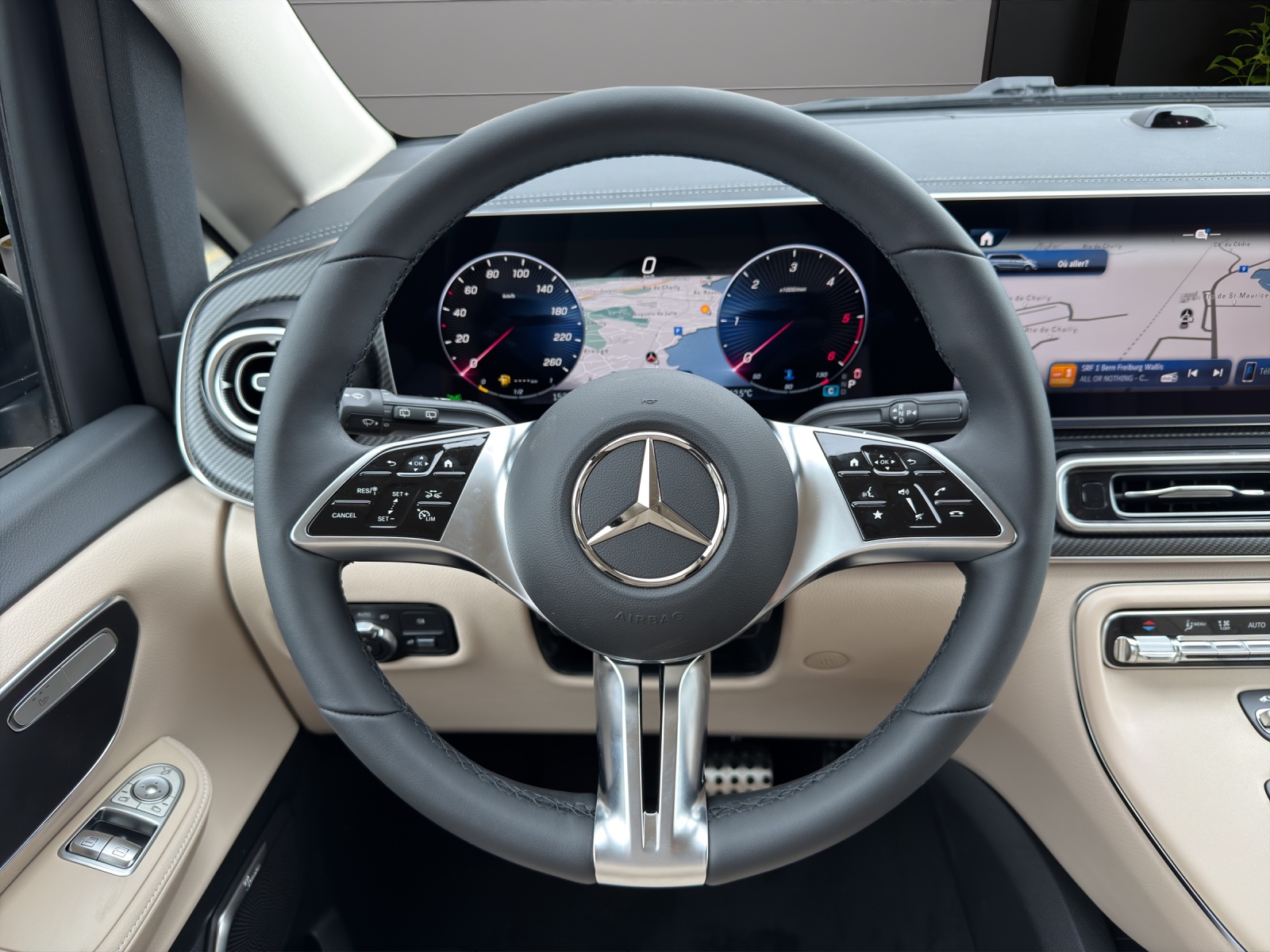 MERCEDES-BENZ V 250 d extralang 4Matic Avantgarde 9G-Tronic-image-12