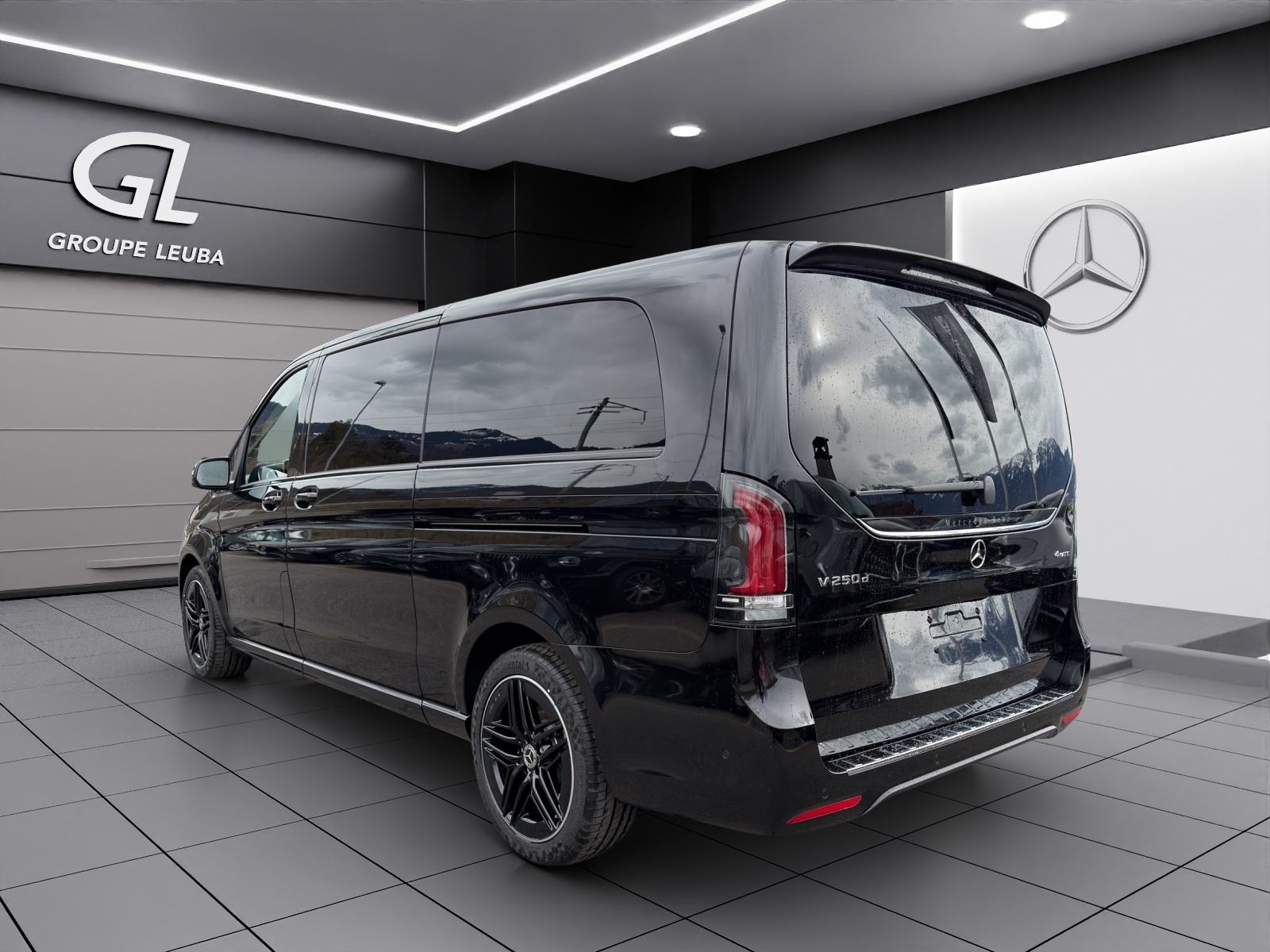MERCEDES-BENZ V 250 d extralang 4Matic Avantgarde 9G-Tronic-showroom-element-3