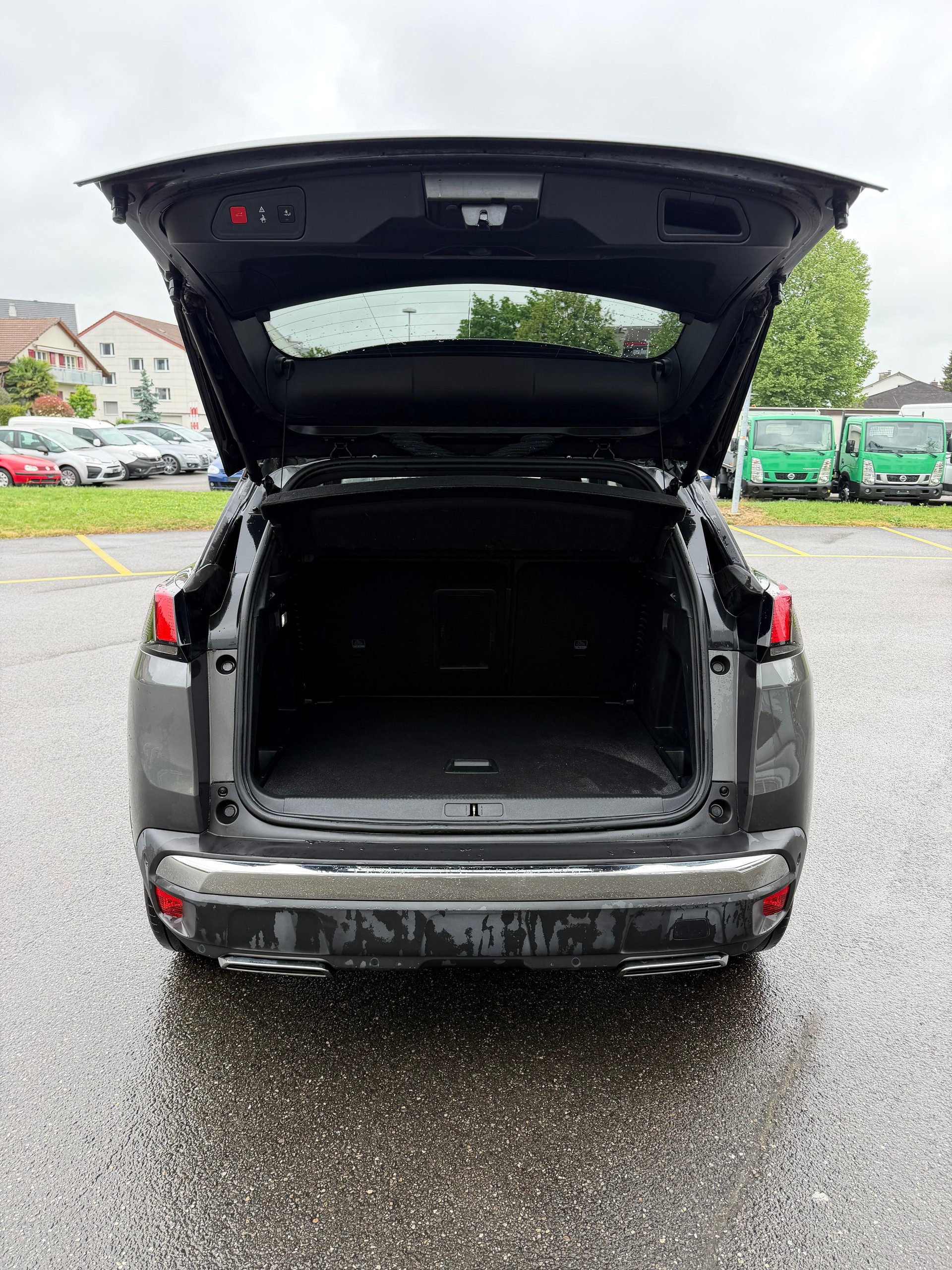 PEUGEOT 3008 2.0 BlueHDi GT EAT-image-9