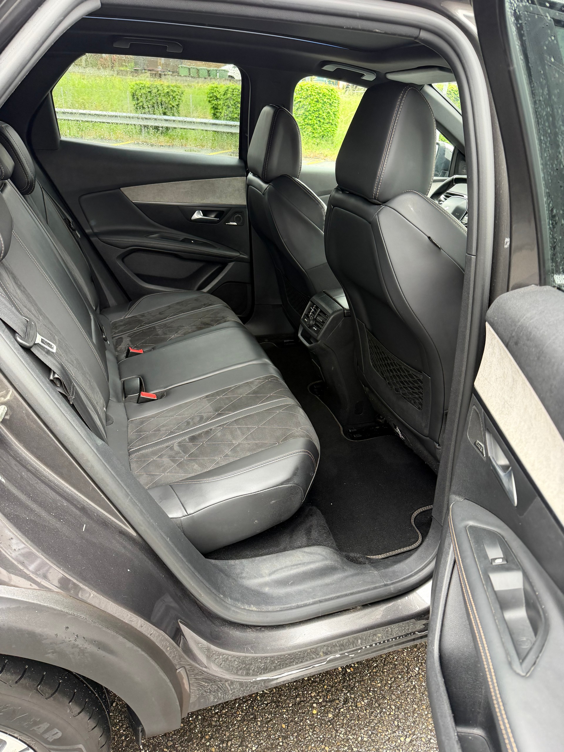 PEUGEOT 3008 2.0 BlueHDi GT EAT-image-8