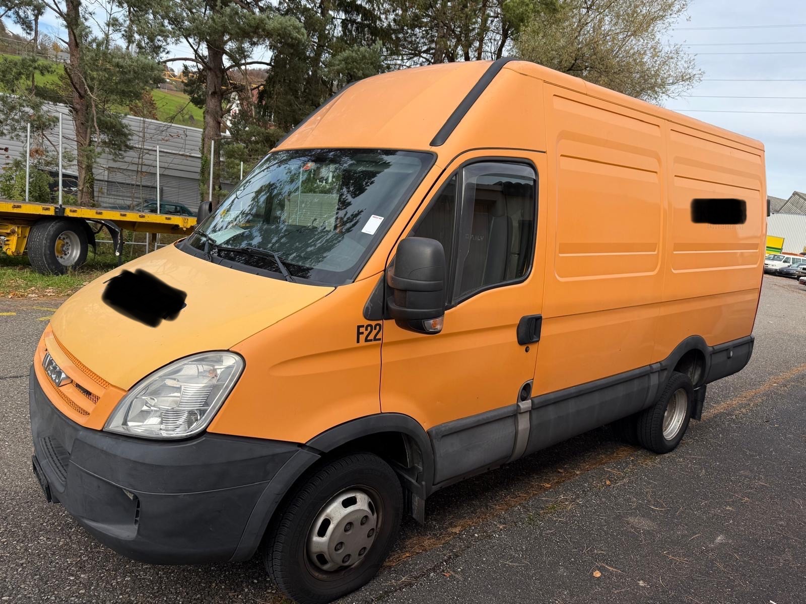 IVECO 50C18V-35-image-1