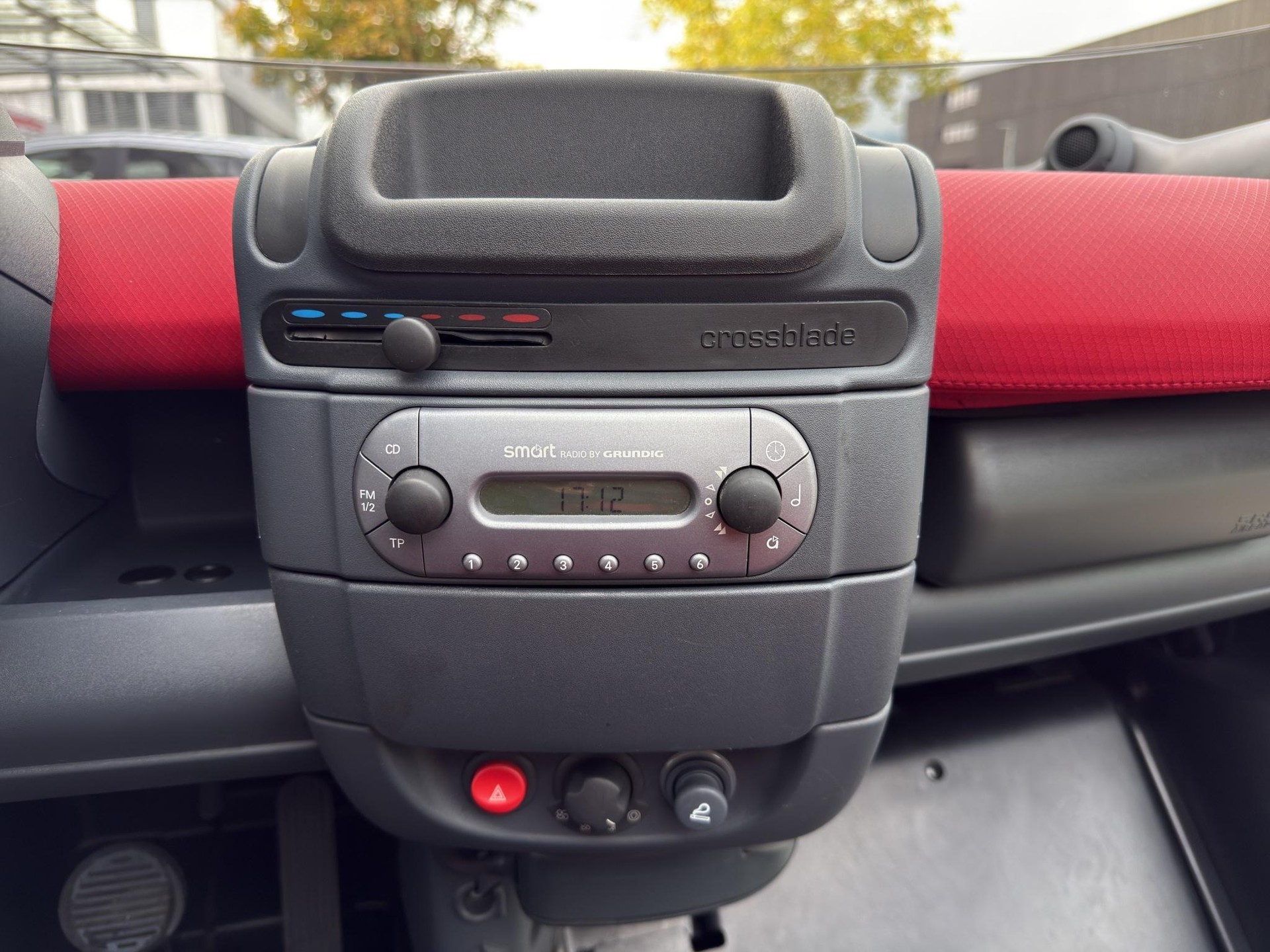 SMART City-Cabrio 600 70 Crossblade-image-13