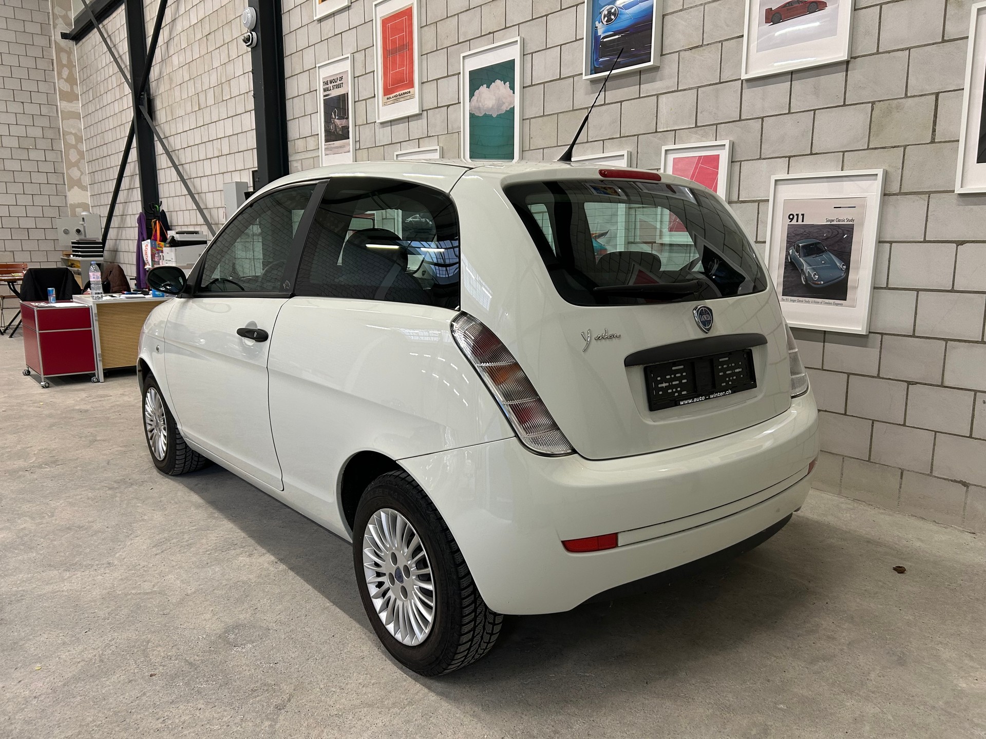 LANCIA YPSILON-showroom-element-3