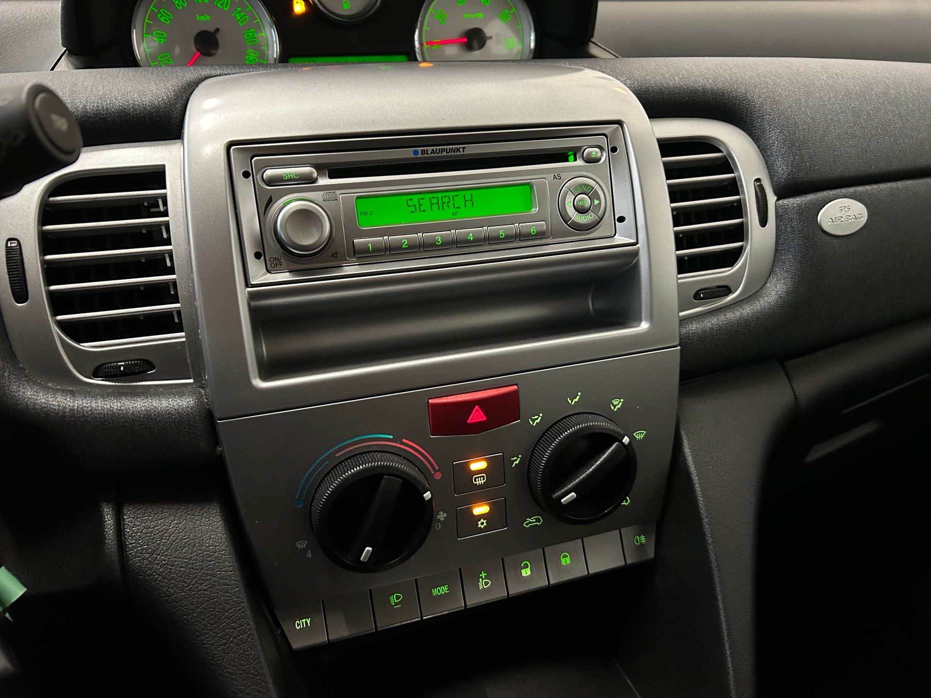 LANCIA YPSILON-image-7