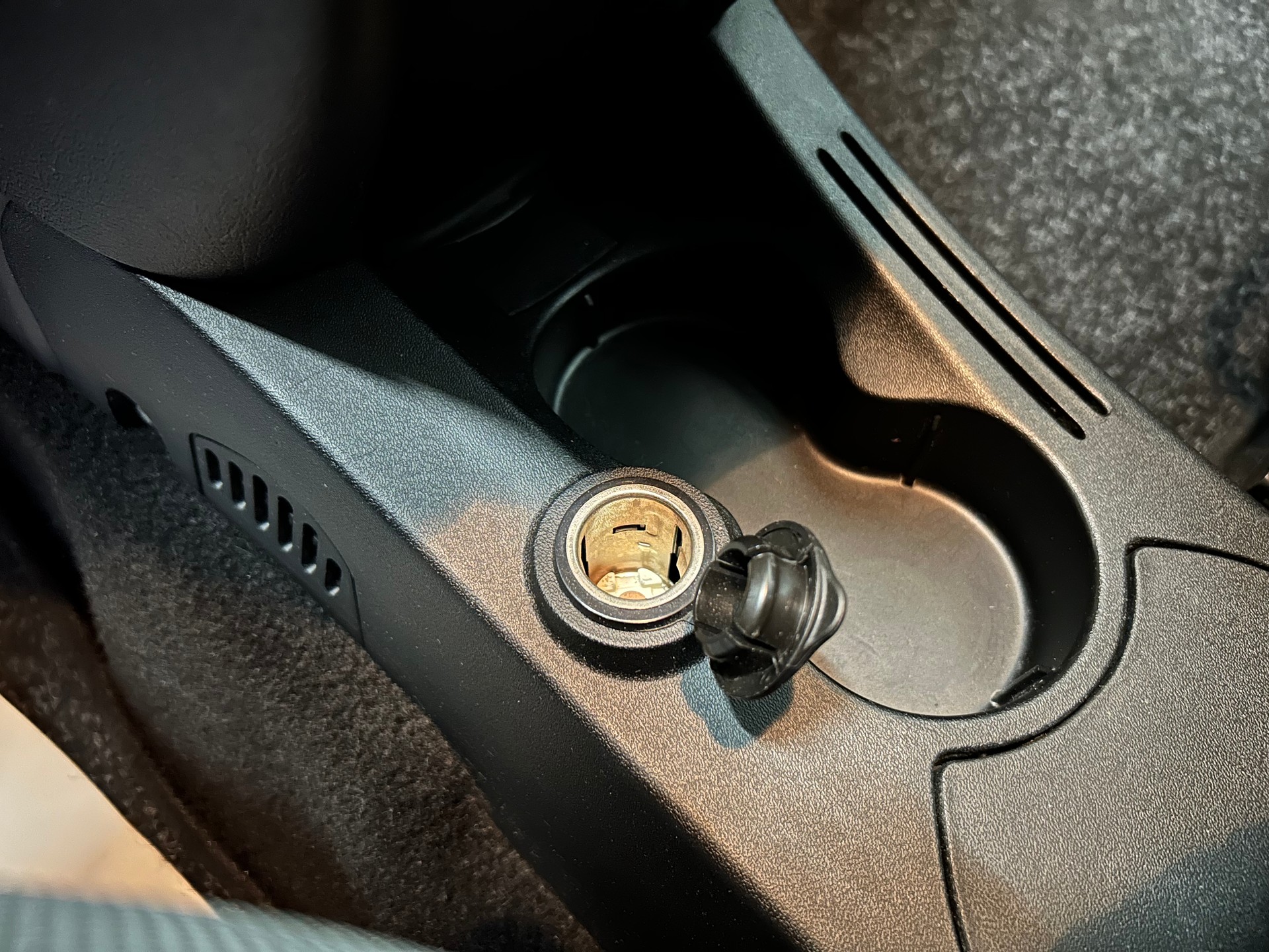 LANCIA YPSILON-image-9