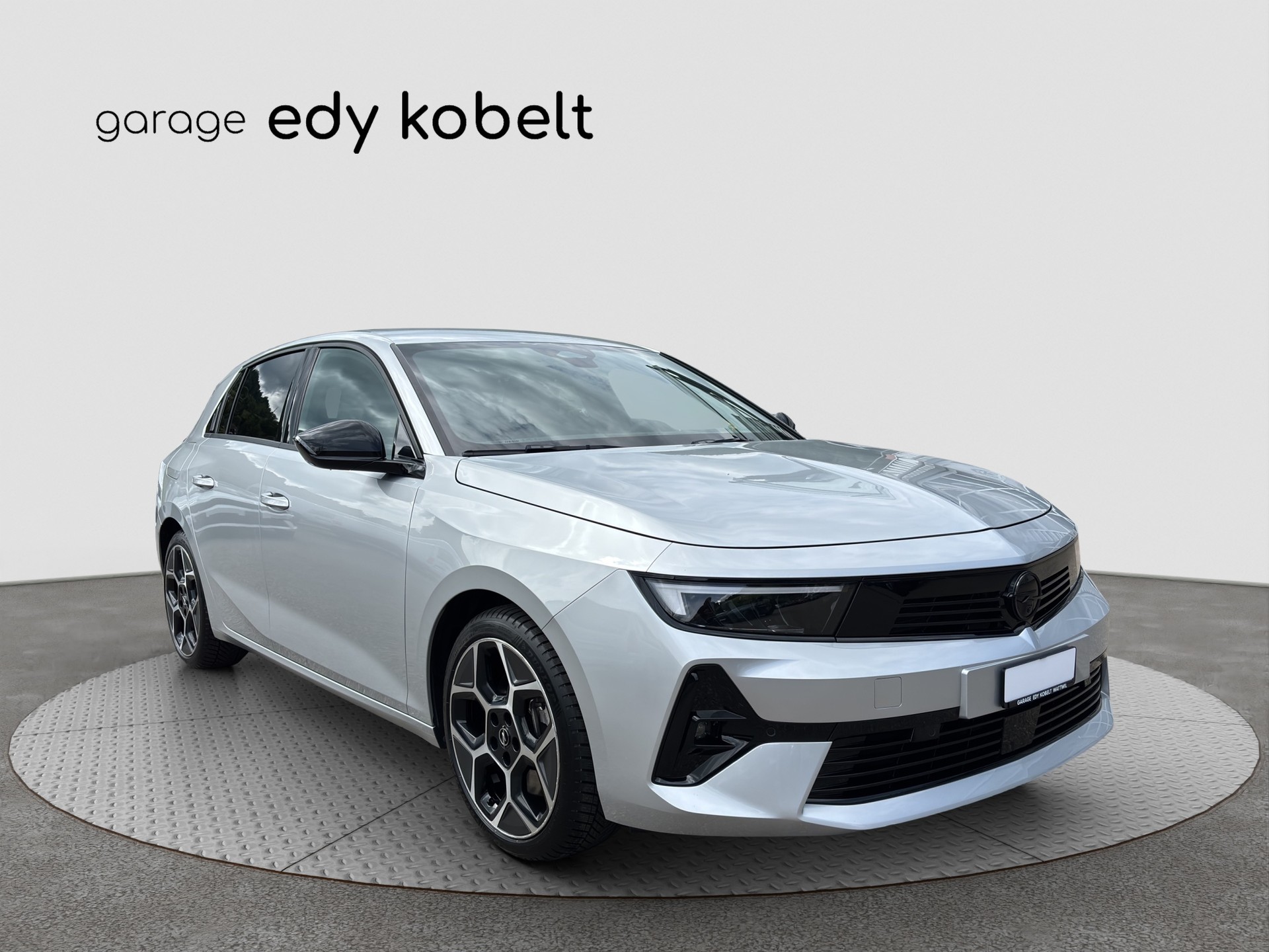 OPEL Astra 1.6 PHEV Turbo Swiss Plus A-image-23
