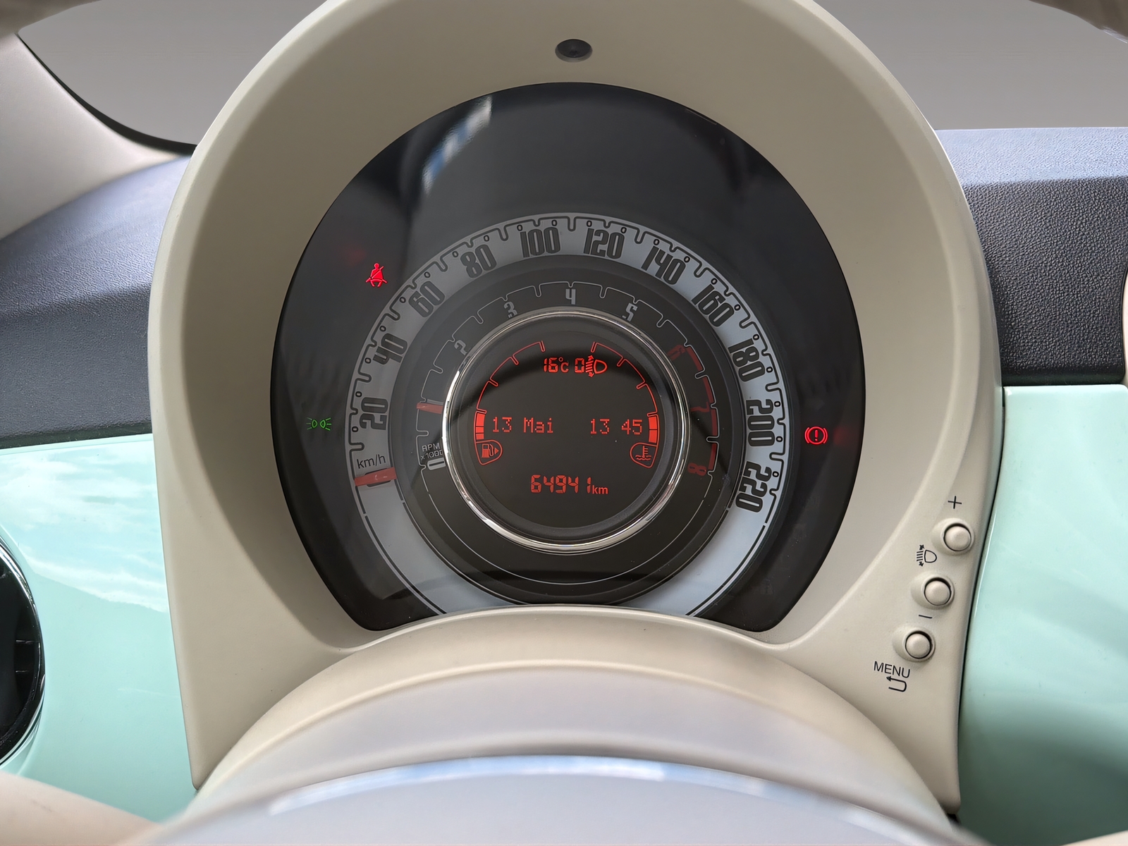 FIAT 500 C 0.9 T TwinAir Lounge-image-9