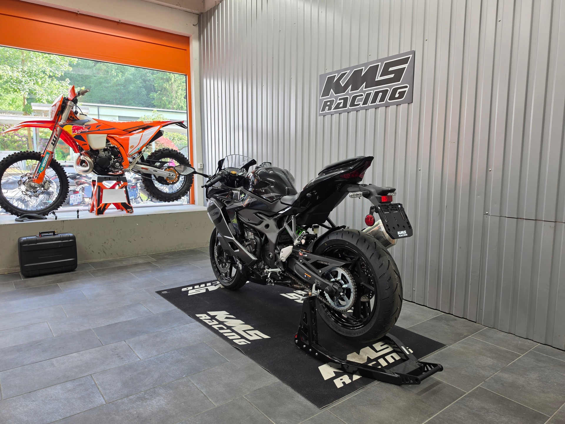 KAWASAKI Ninja ZX-4RR (35kW)-image-6