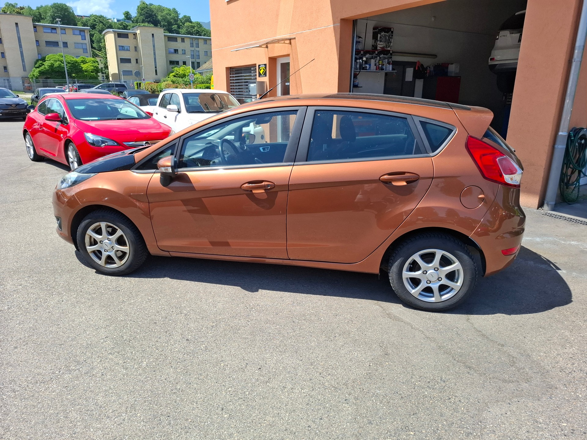 FORD Fiesta 1.0 SCTi Trend PowerShift-image-4