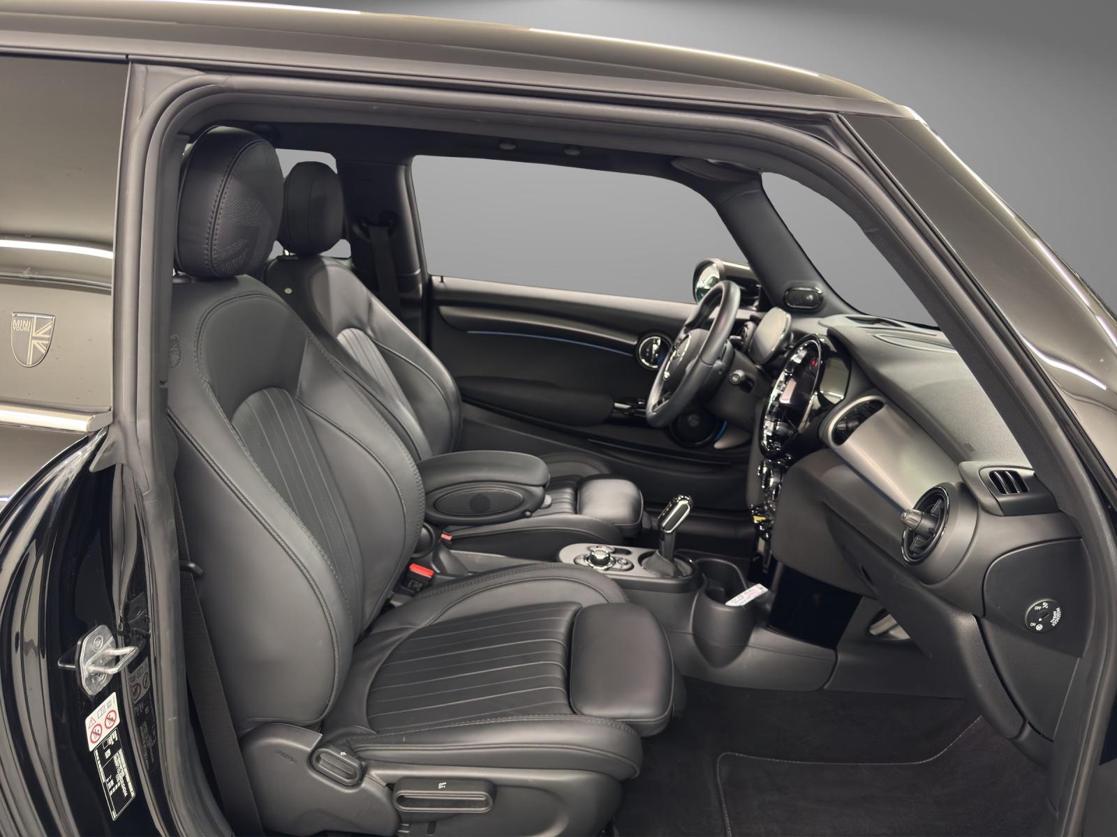 MINI Cooper SE-image-14
