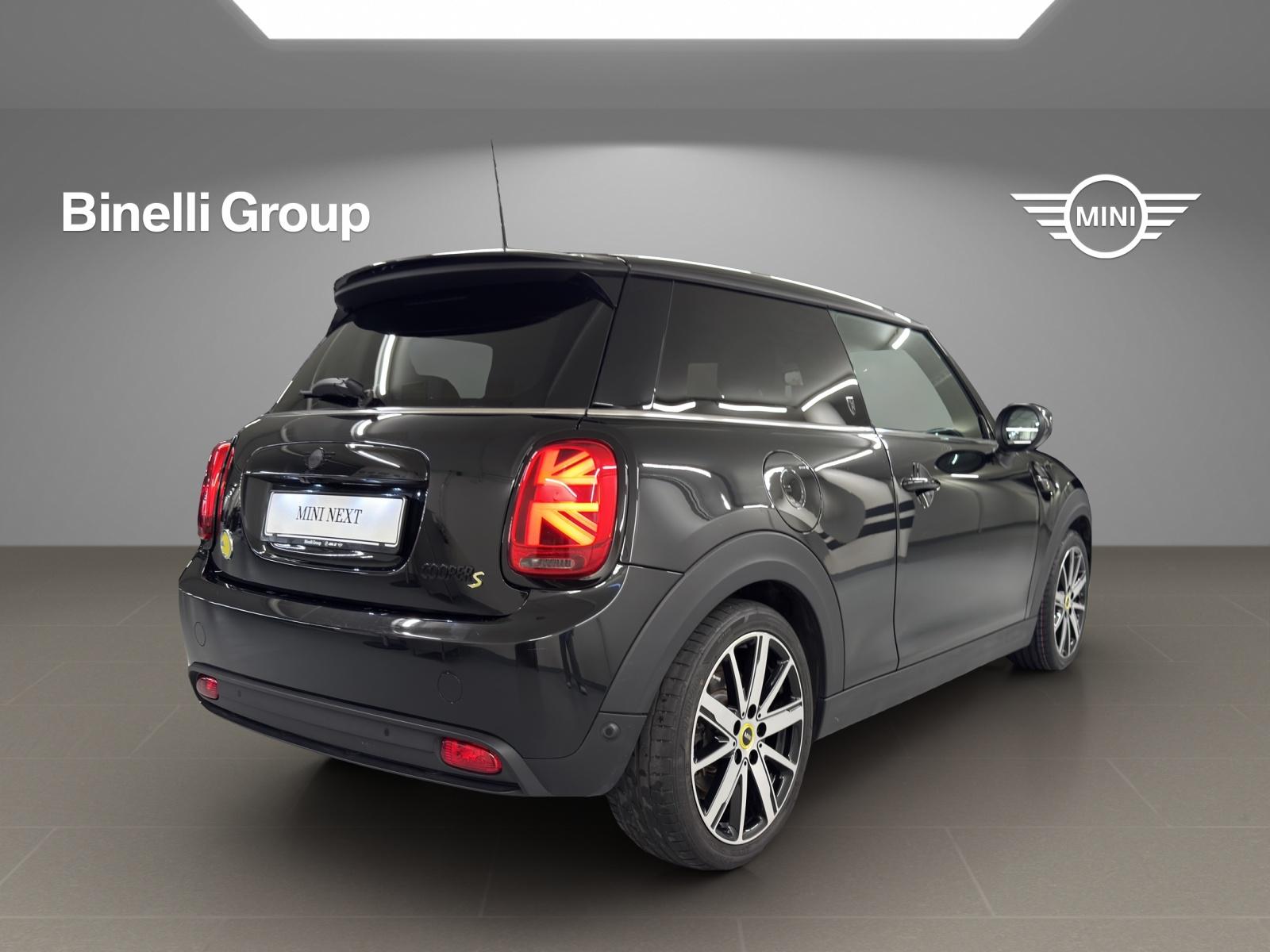 MINI Cooper SE-image-4