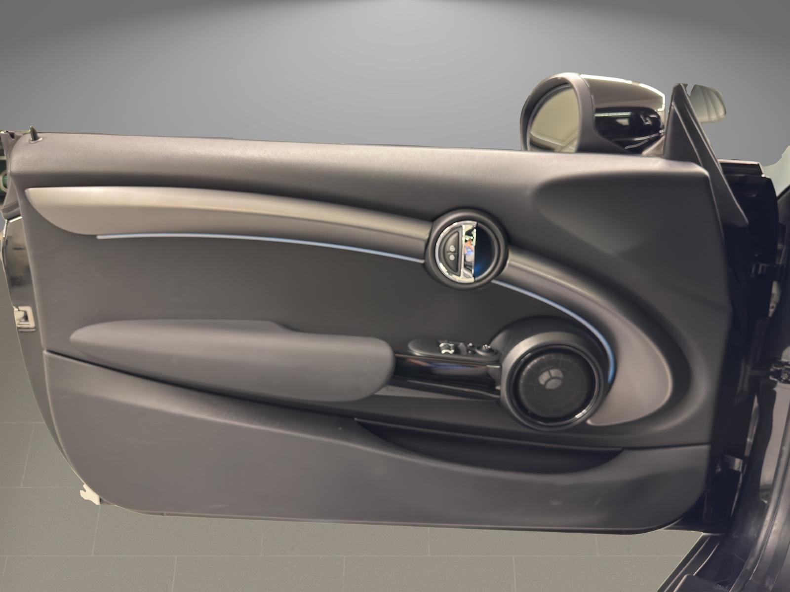 MINI Cooper SE-image-12