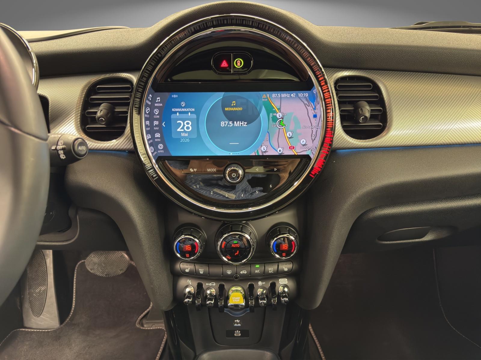 MINI Cooper SE-image-18