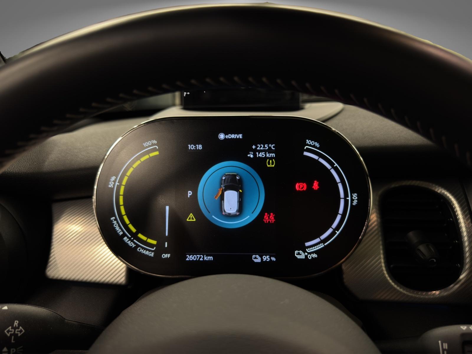 MINI Cooper SE-image-16