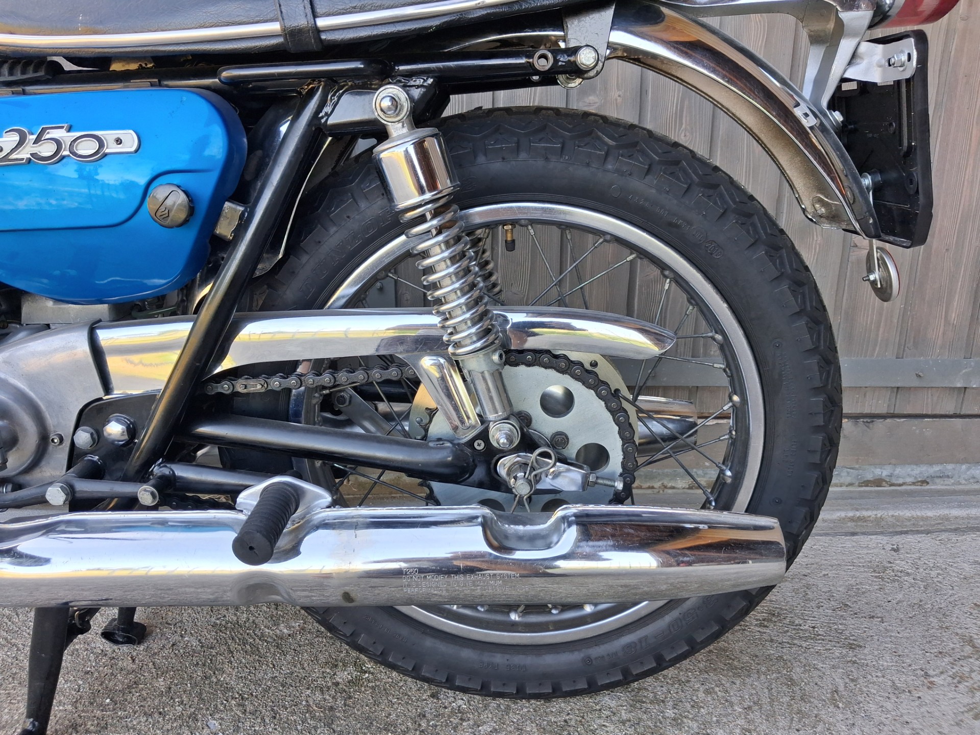 SUZUKI T 250-image-4