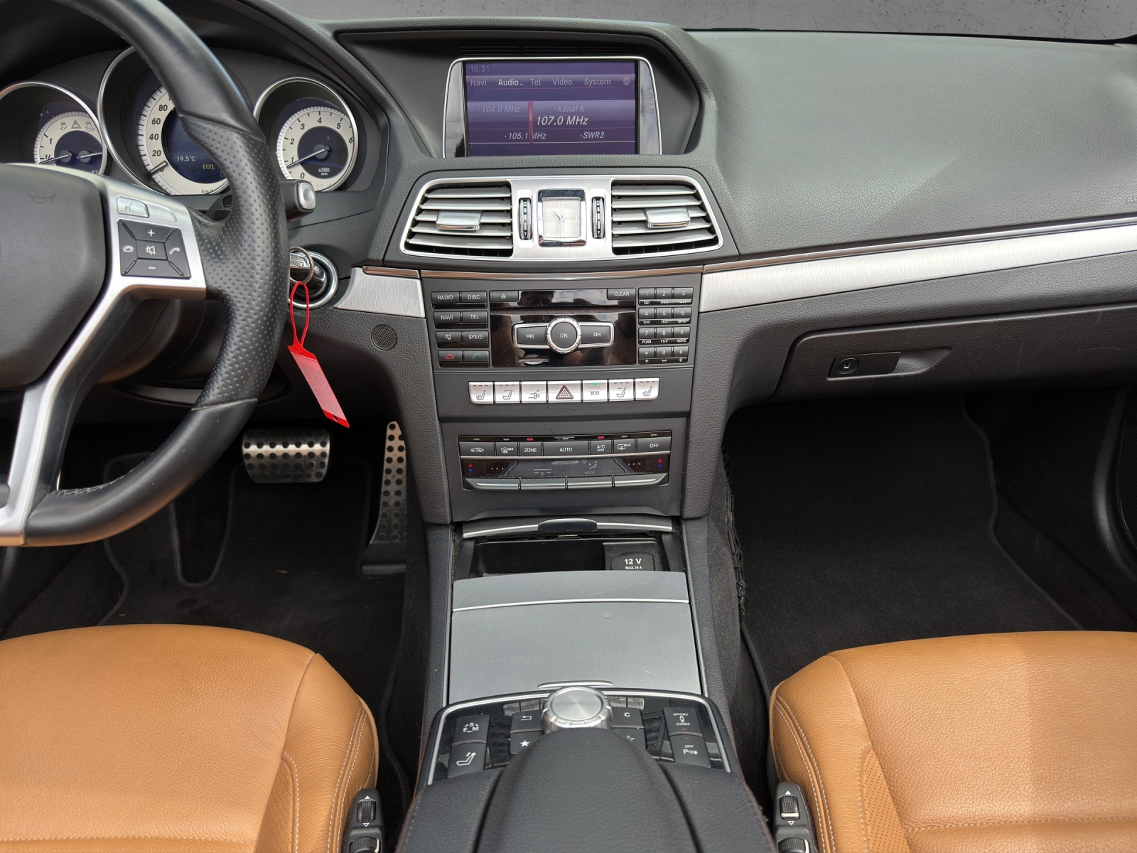 MERCEDES-BENZ E 250 7G-Tronic-image-8