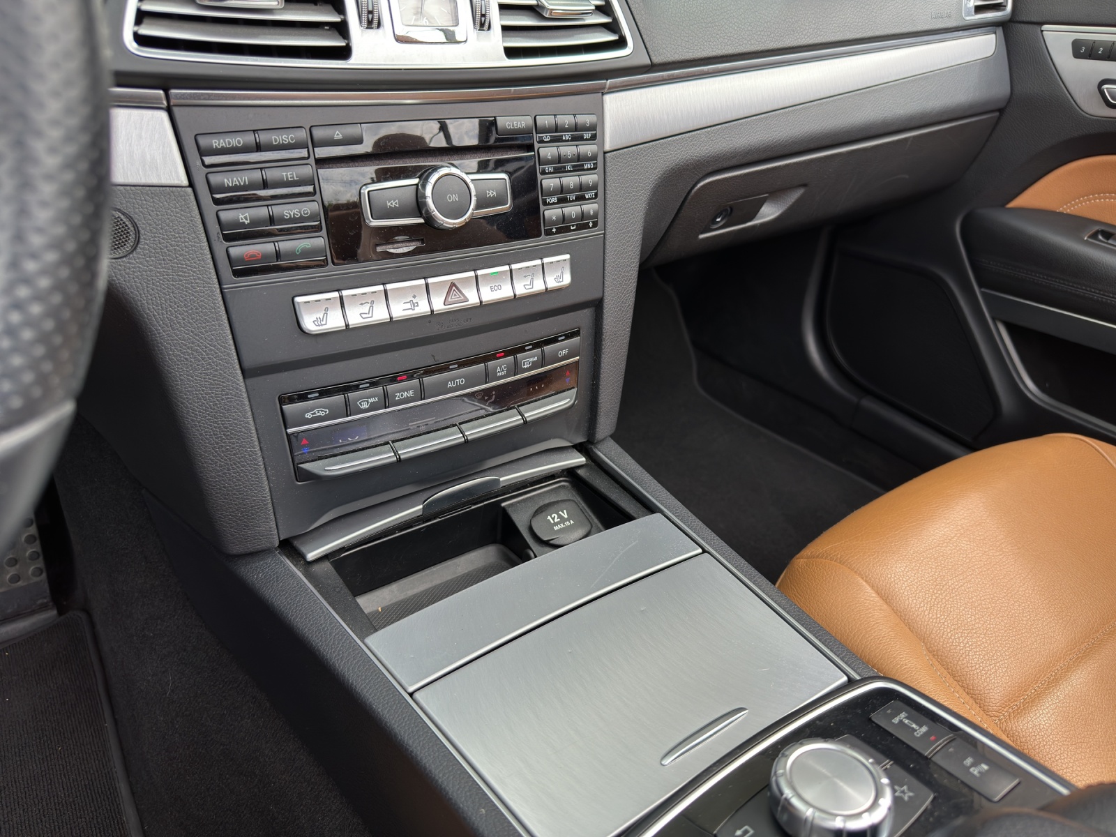 MERCEDES-BENZ E 250 7G-Tronic-image-14