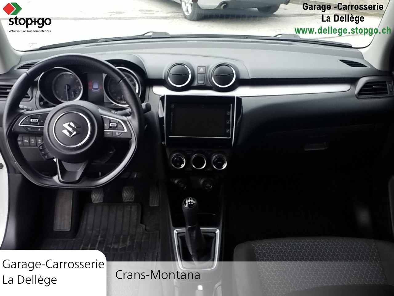 SUZUKI Swift 1.2 Compact Top 4x4 Hybrid-image-9