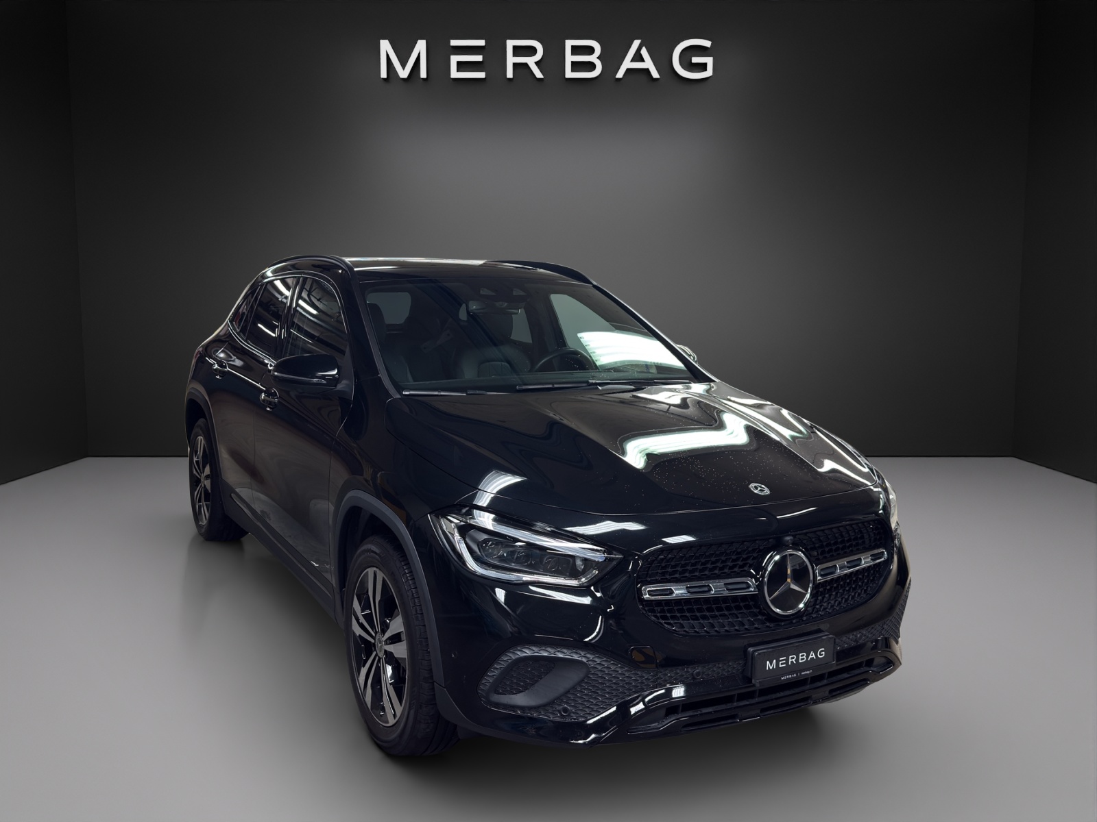 MERCEDES-BENZ GLA 250 Progressive4Matic-image-5
