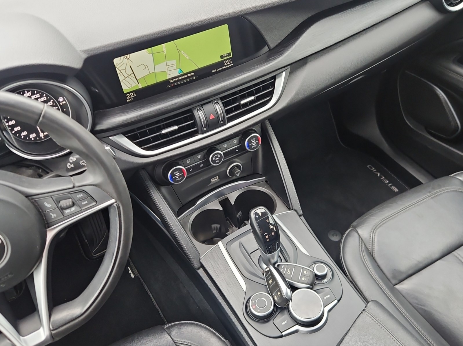 ALFA ROMEO Stelvio 2.2 JTDM Business Automatic Q4-image-10