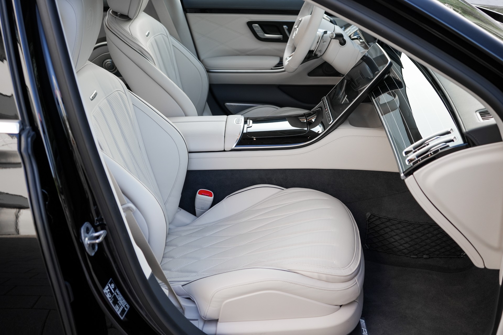 MERCEDES-BENZ S 63 AMG E Performance 4Matic-image-10