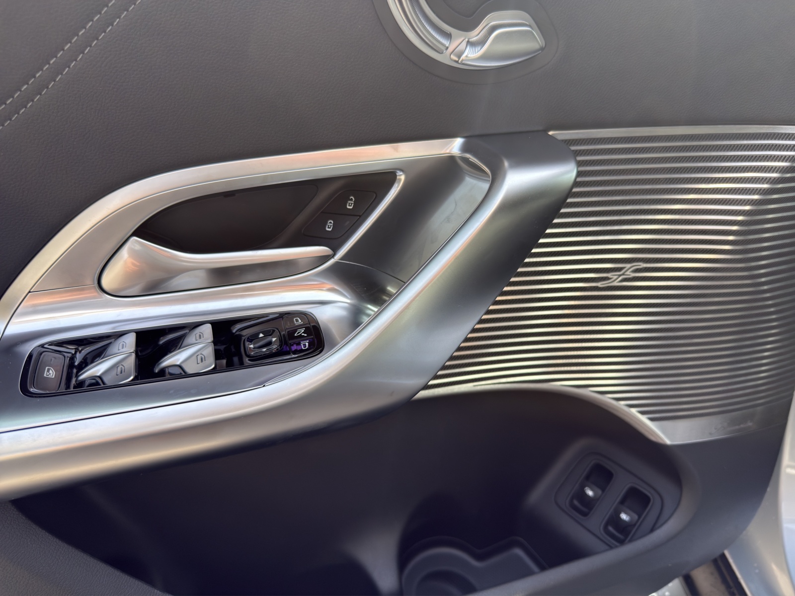 MERCEDES-BENZ GLC 400 4MATIC 94 kWh EQ-image-12