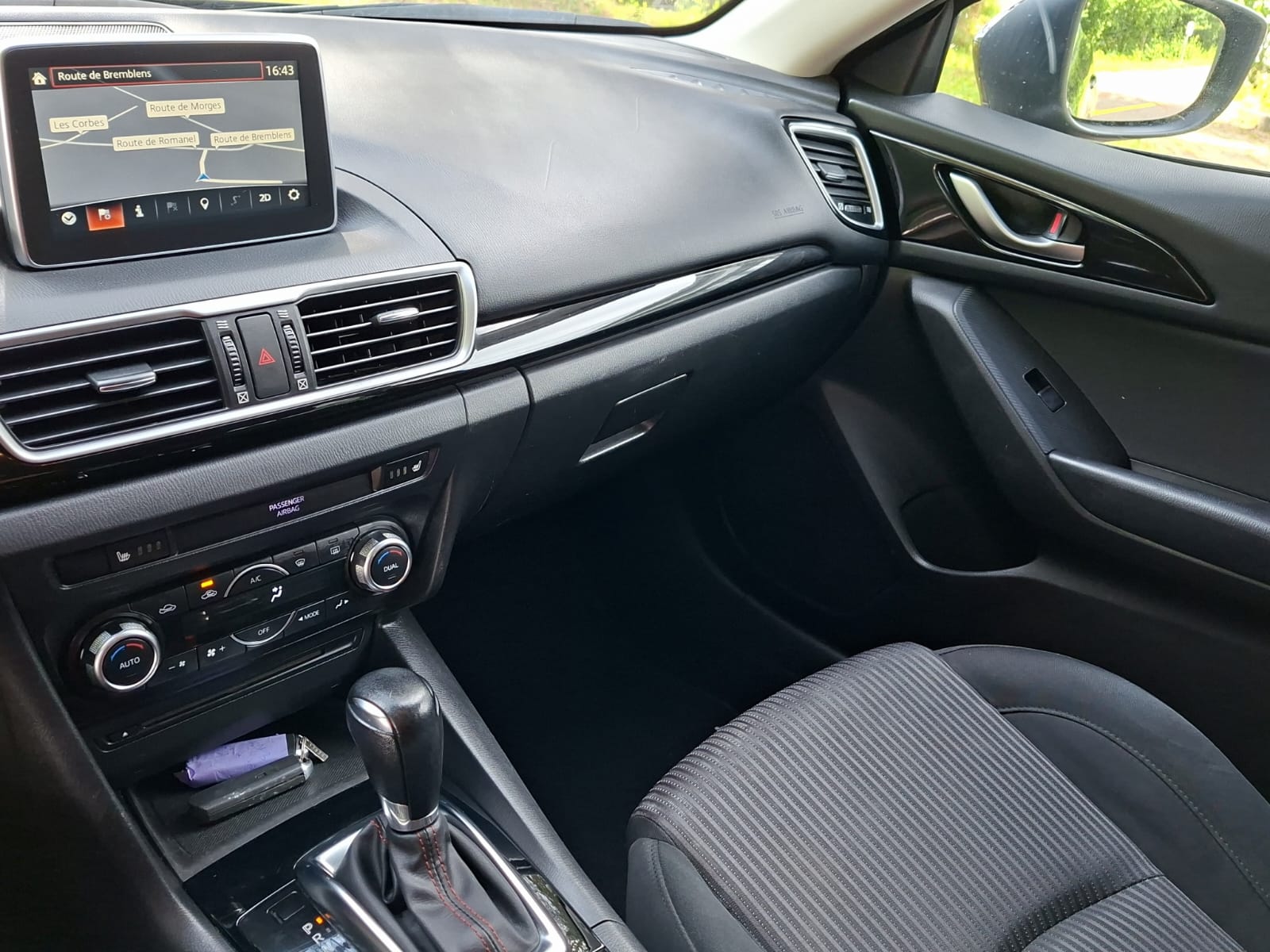 MAZDA 3 2.0 16V Ambition Activematic-image-14